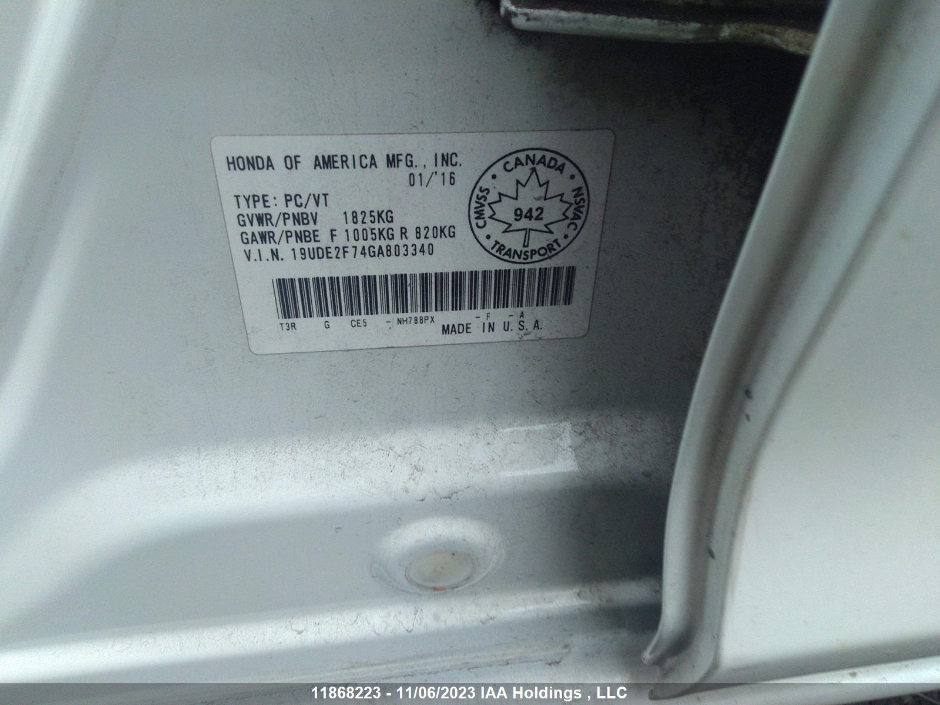 Photo 8 VIN: 19UDE2F74GA803340 - ACURA ILX 