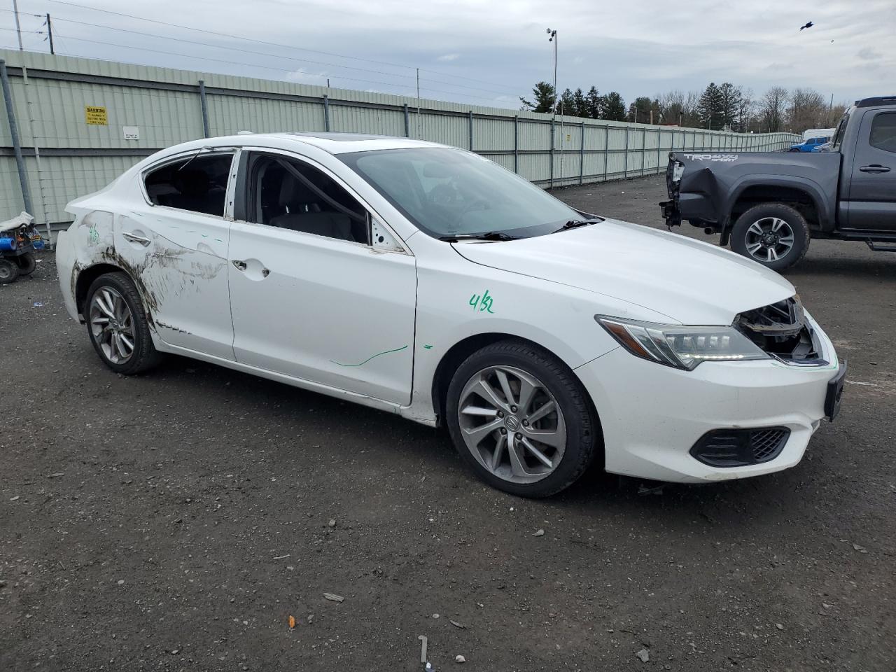 Photo 3 VIN: 19UDE2F74HA002313 - ACURA ILX 