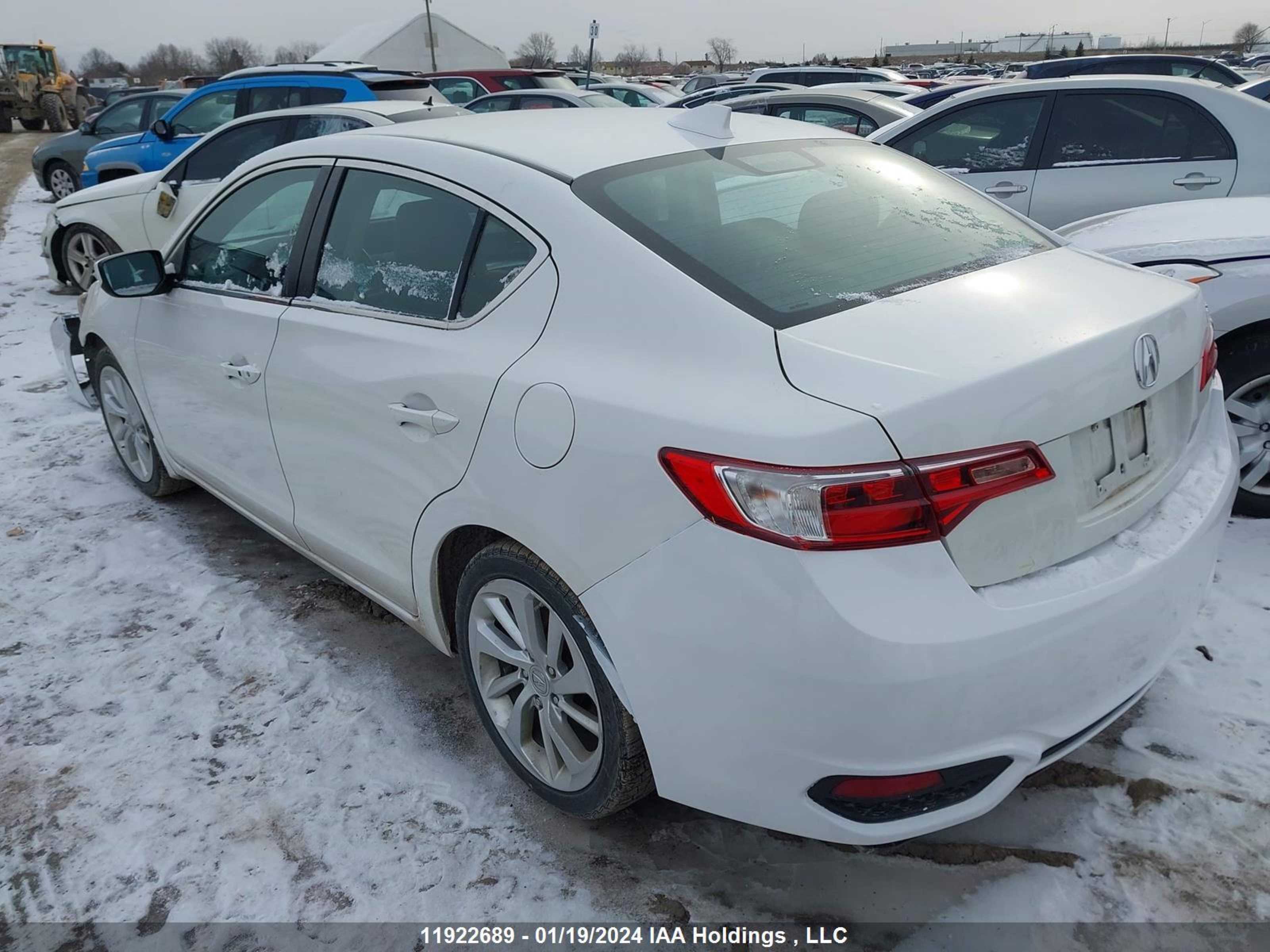 Photo 2 VIN: 19UDE2F74HA800228 - ACURA ILX 