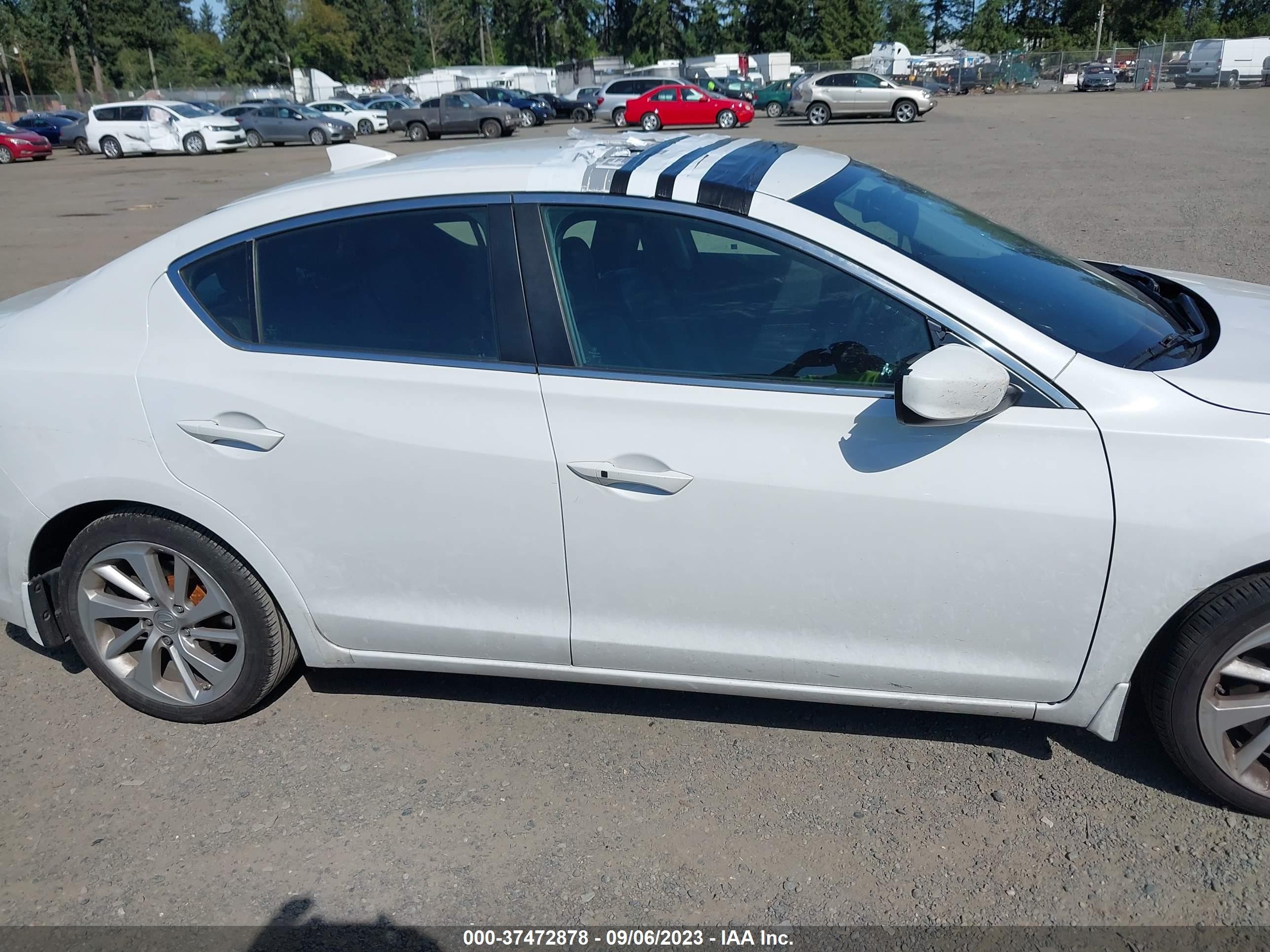 Photo 12 VIN: 19UDE2F75GA011696 - ACURA ILX 