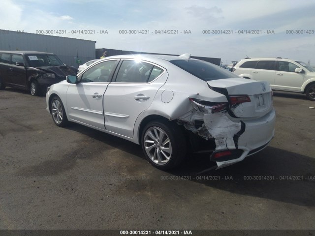 Photo 2 VIN: 19UDE2F75JA000835 - ACURA ILX 