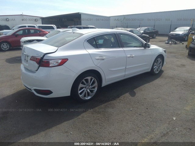 Photo 3 VIN: 19UDE2F75JA000835 - ACURA ILX 