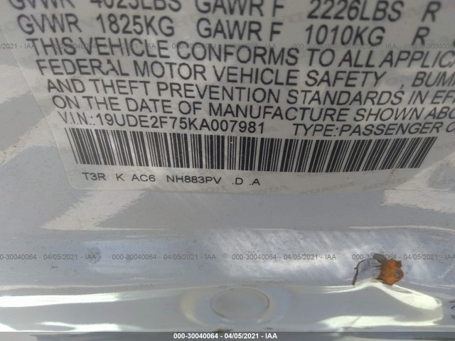 Photo 8 VIN: 19UDE2F75KA007981 - ACURA ILX 