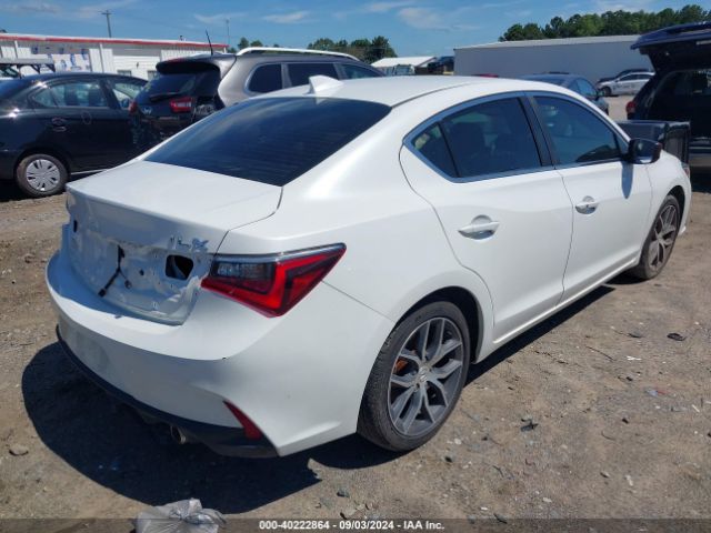 Photo 3 VIN: 19UDE2F75MA002363 - ACURA ILX 