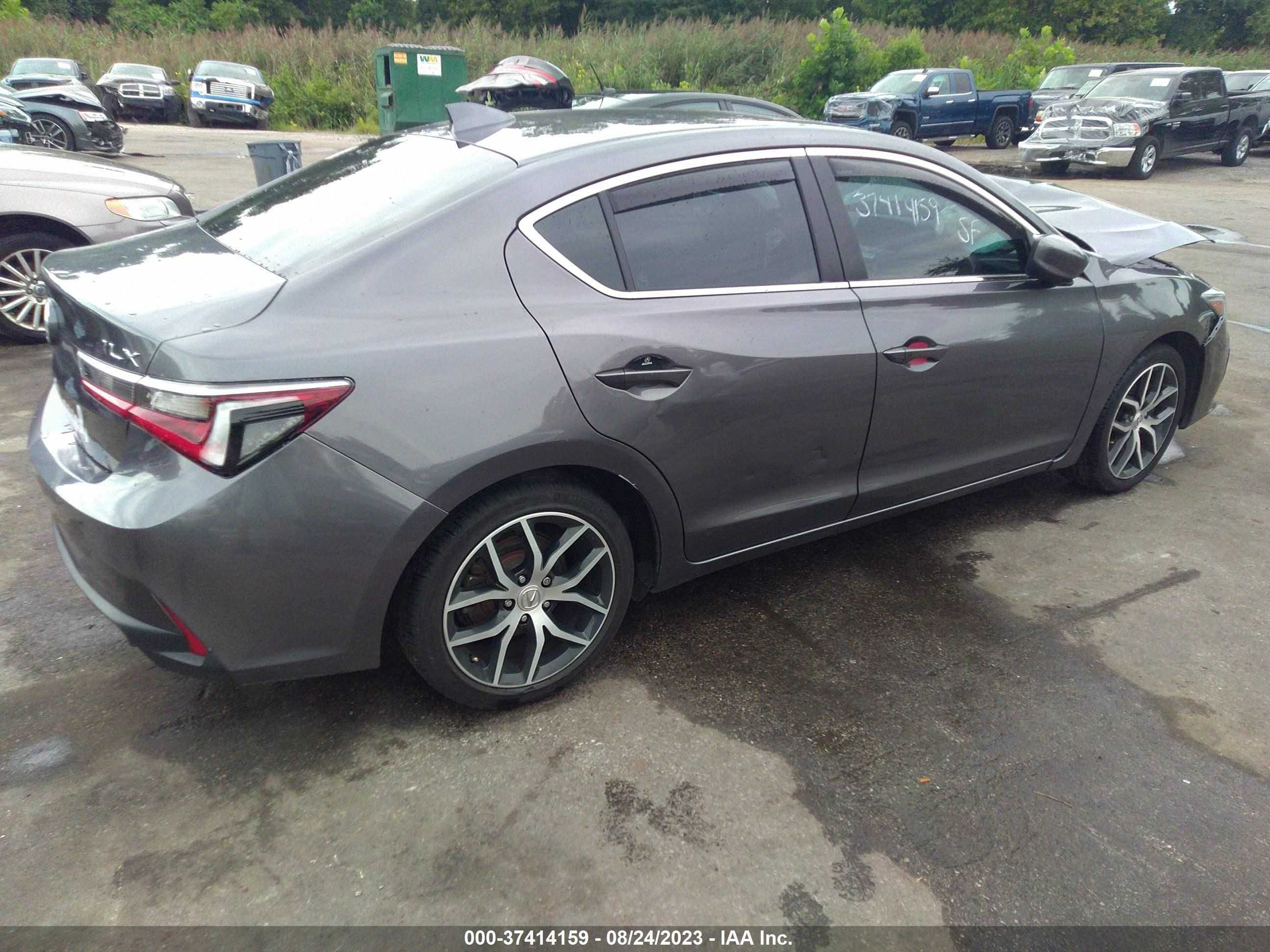 Photo 3 VIN: 19UDE2F75MA009782 - ACURA ILX 