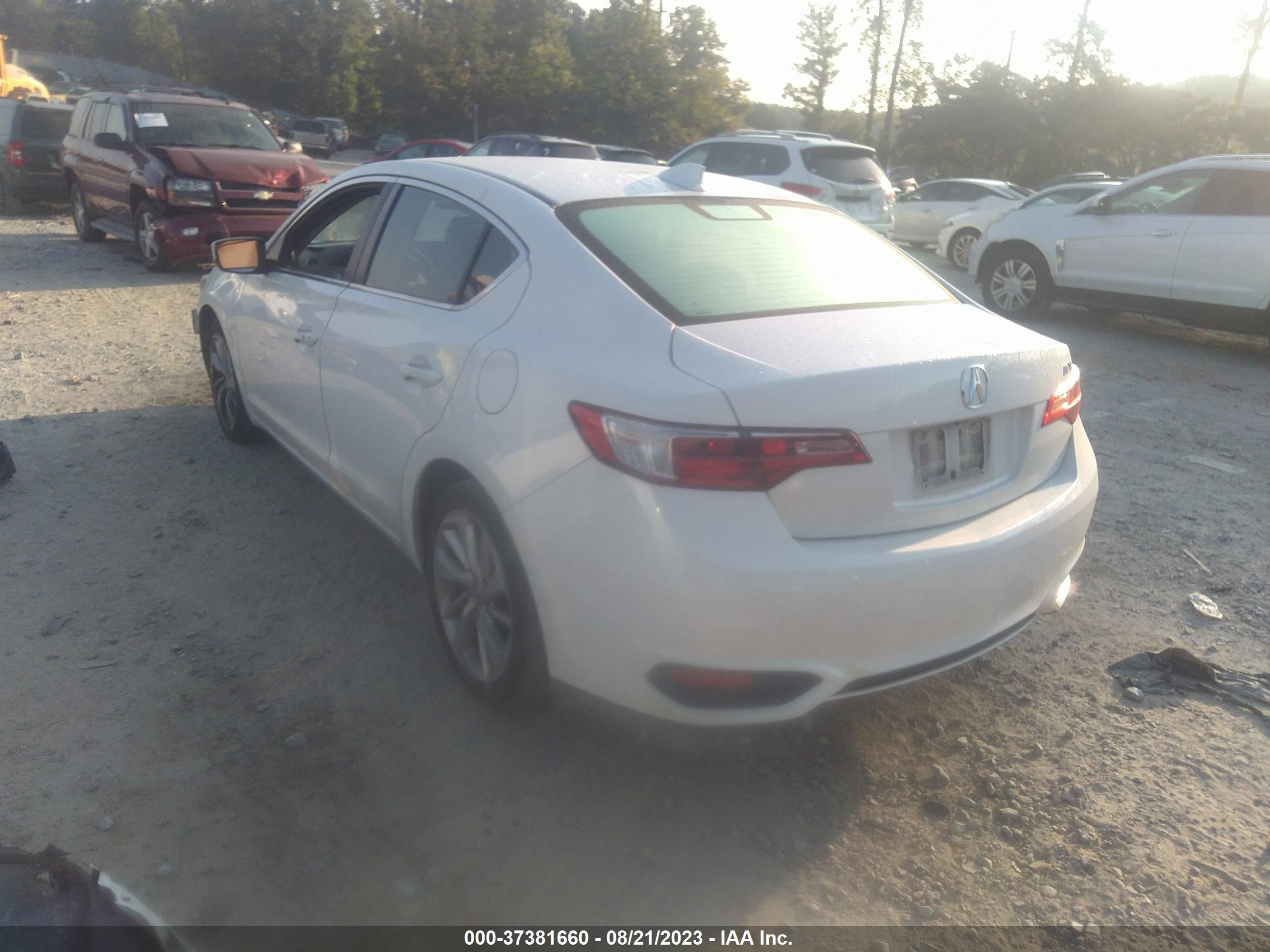 Photo 2 VIN: 19UDE2F76HA003608 - ACURA ILX 