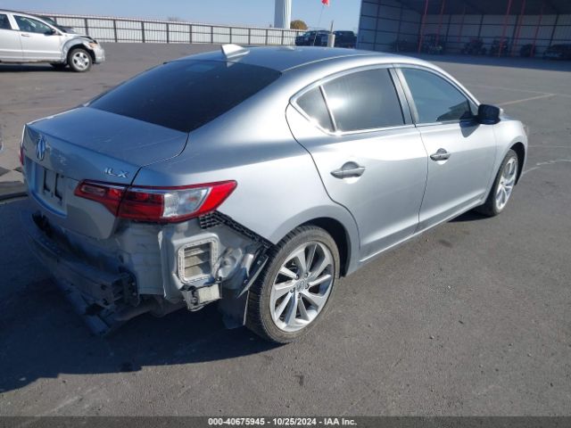 Photo 3 VIN: 19UDE2F76JA008796 - ACURA ILX 