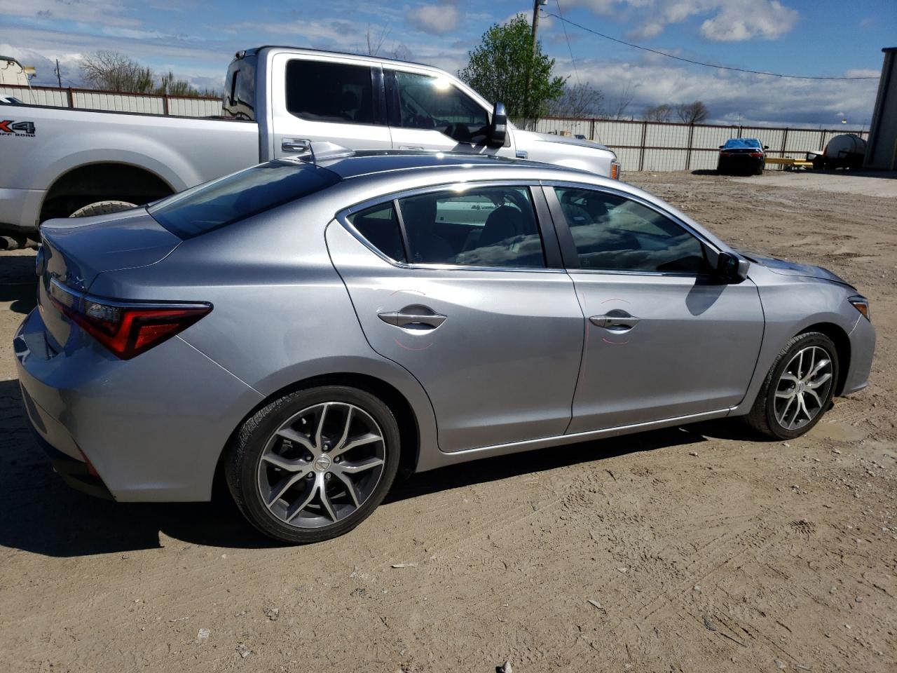 Photo 2 VIN: 19UDE2F76KA014082 - ACURA ILX 