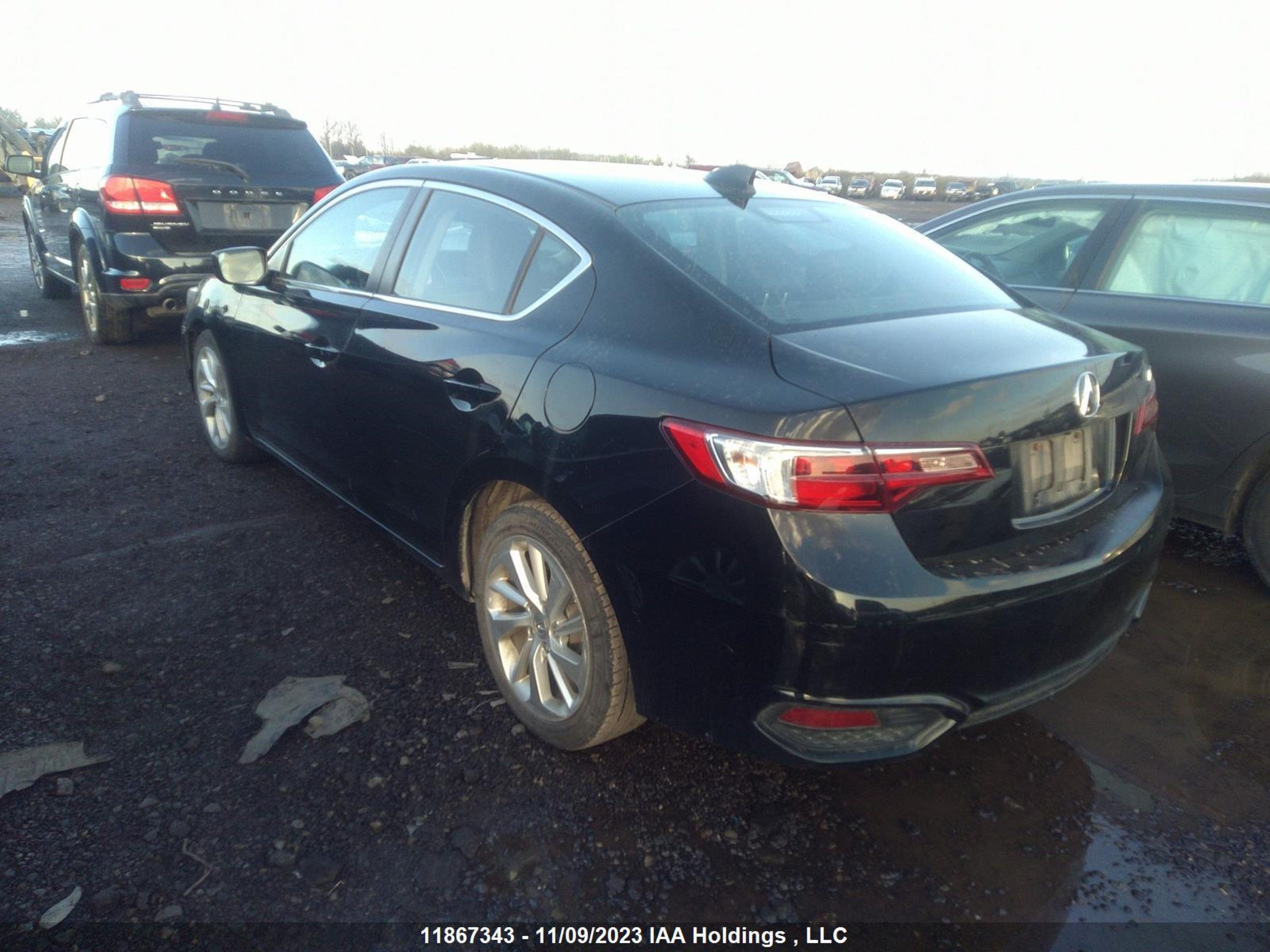 Photo 2 VIN: 19UDE2F77HA800529 - ACURA ILX 