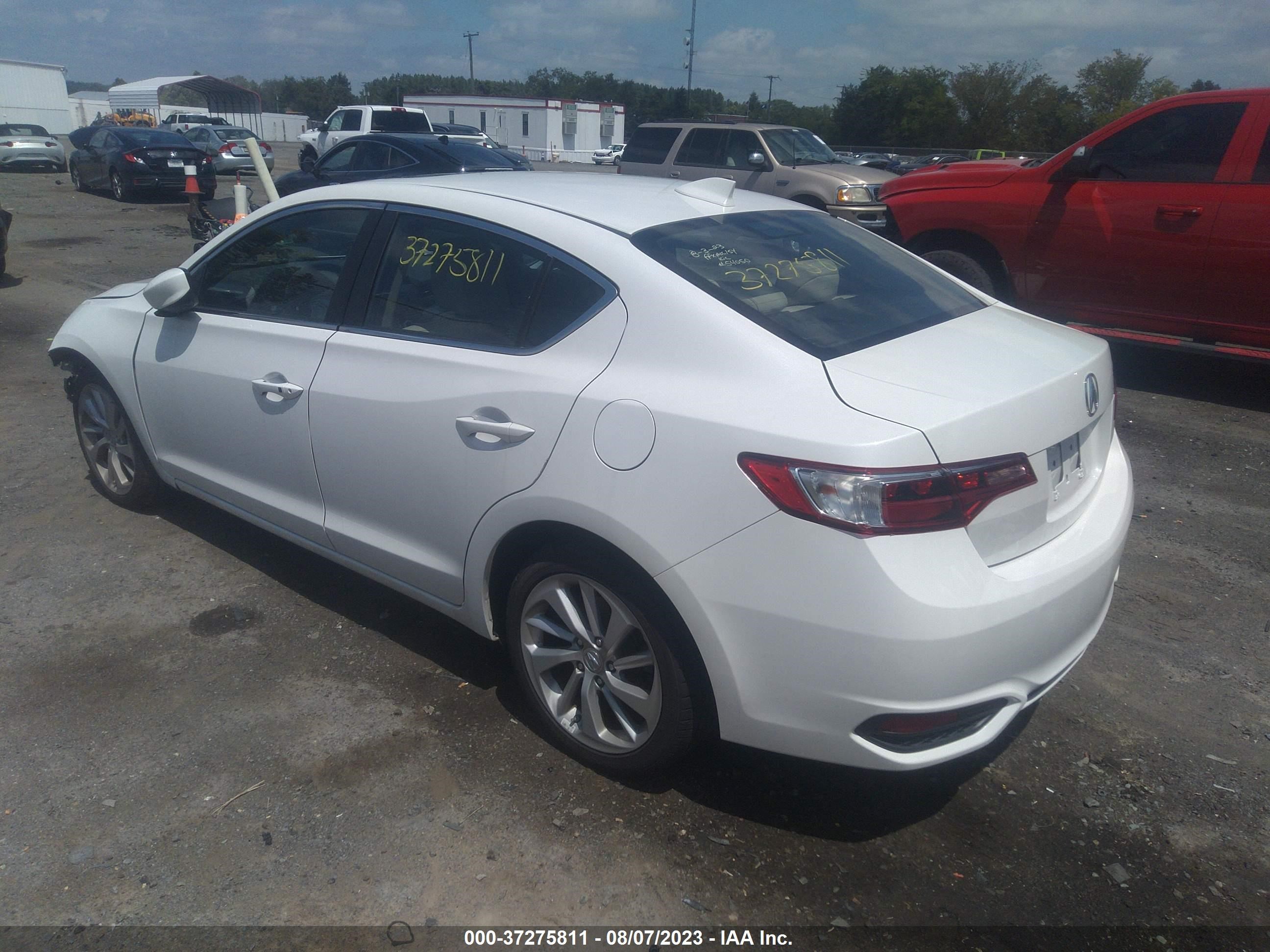 Photo 2 VIN: 19UDE2F77JA005793 - ACURA ILX 