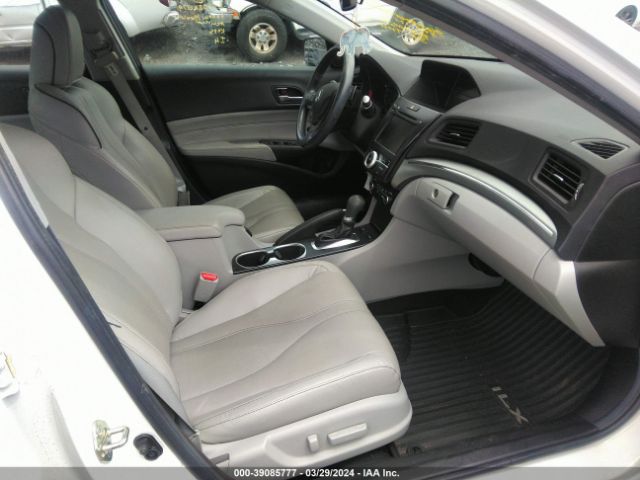 Photo 4 VIN: 19UDE2F77KA009201 - ACURA ILX 