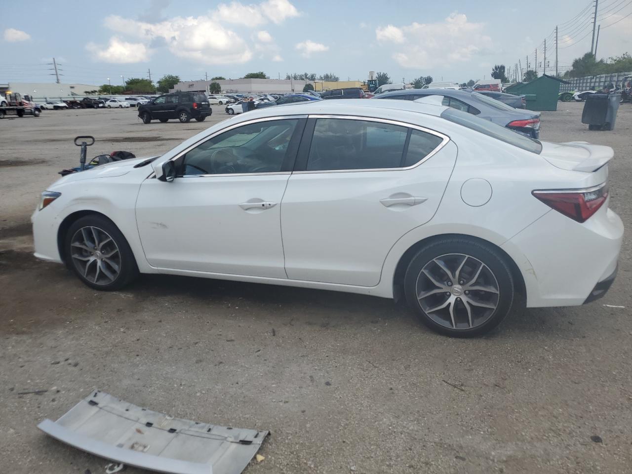 Photo 1 VIN: 19UDE2F77MA009394 - ACURA ILX 