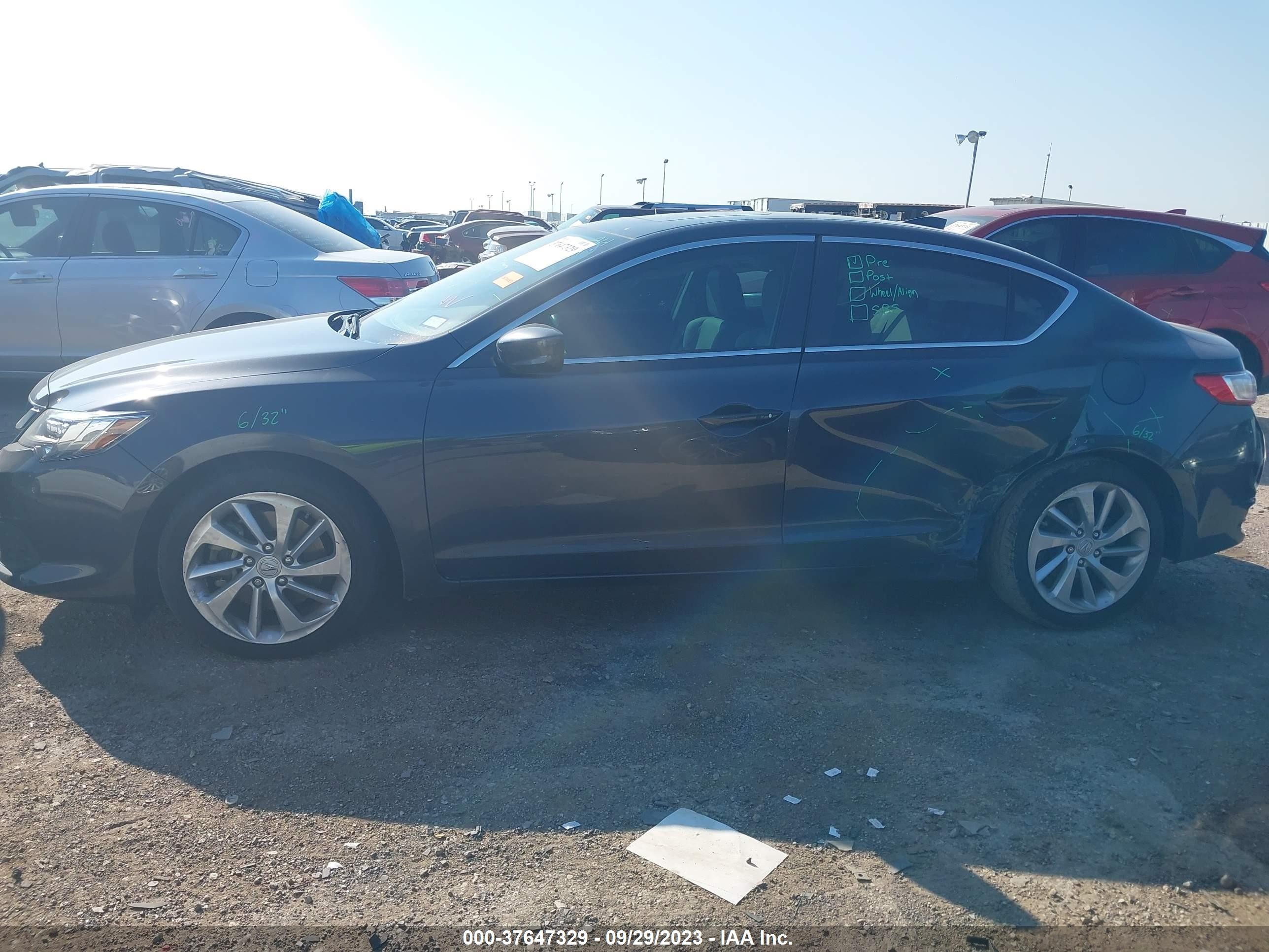 Photo 13 VIN: 19UDE2F78GA001177 - ACURA ILX 