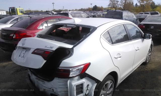 Photo 3 VIN: 19UDE2F78JA008394 - ACURA ILX 