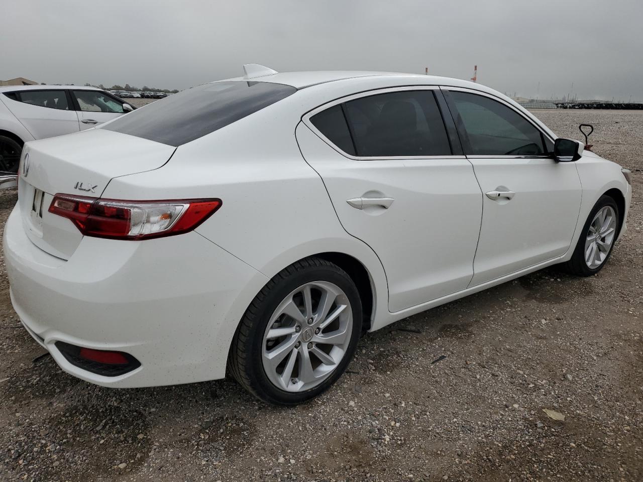 Photo 2 VIN: 19UDE2F79JA002183 - ACURA ILX 