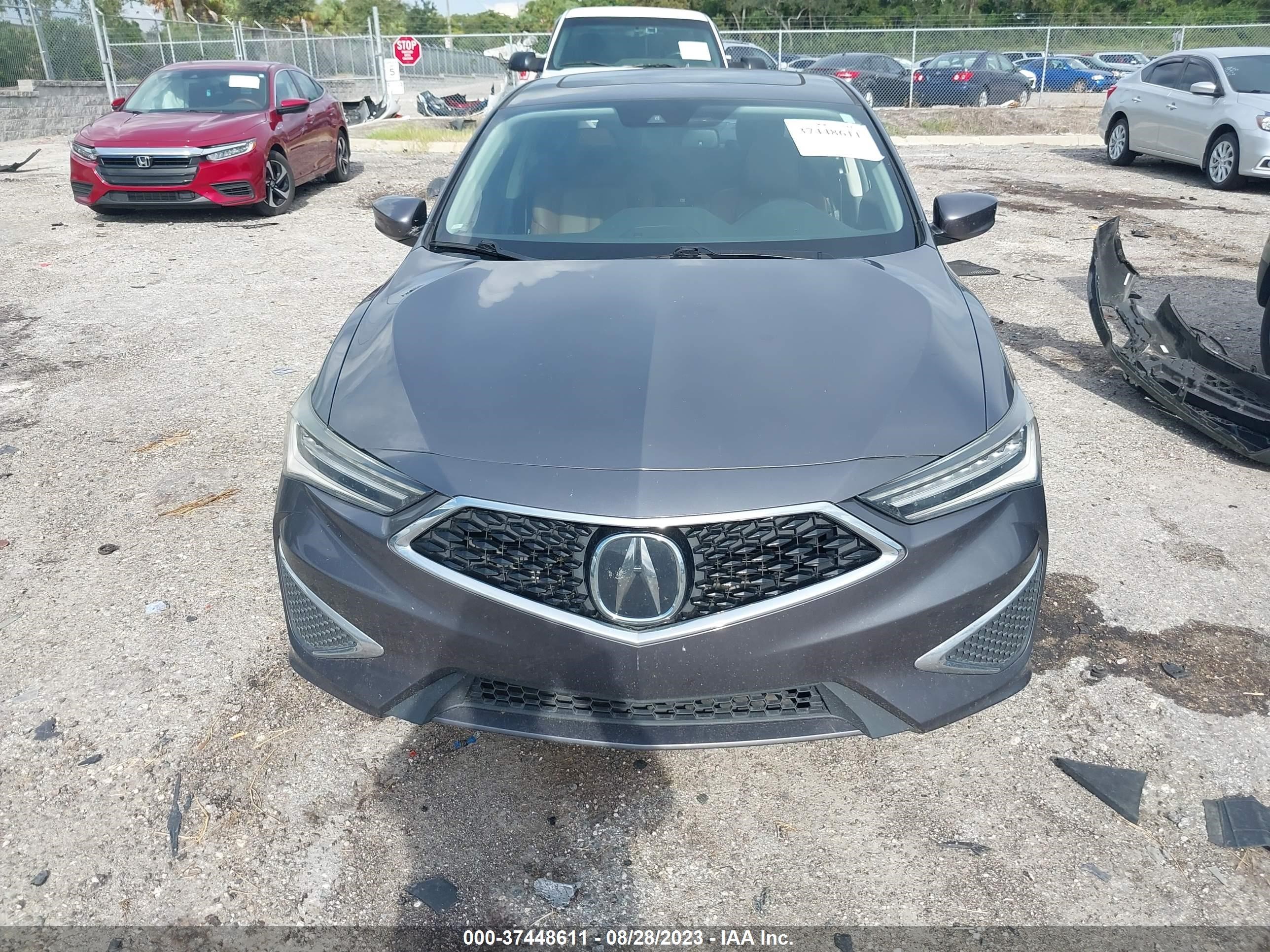 Photo 11 VIN: 19UDE2F7XKA002257 - ACURA ILX 