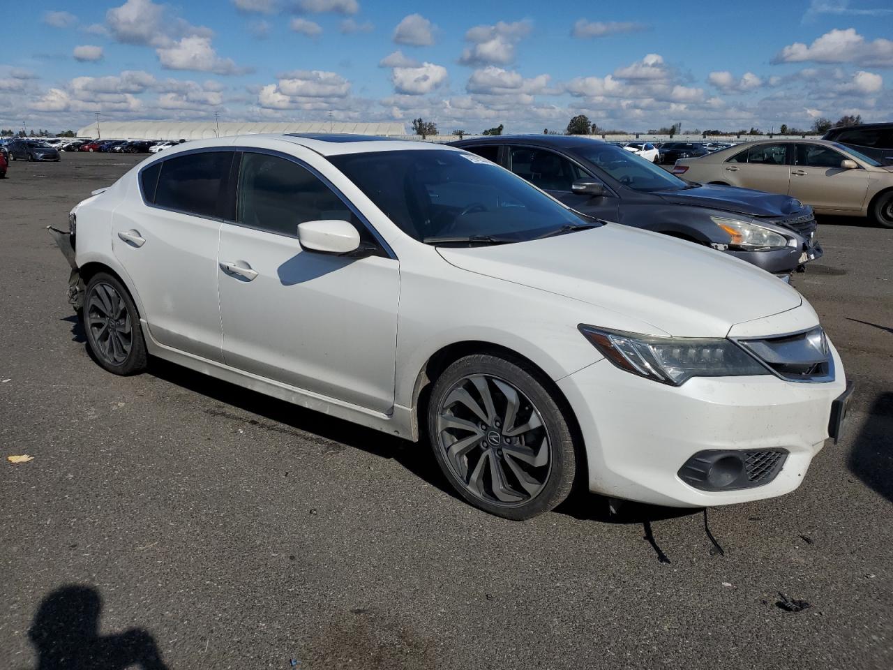 Photo 3 VIN: 19UDE2F81GA000140 - ACURA ILX 