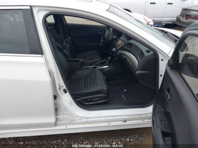 Photo 4 VIN: 19UDE2F82HA013786 - ACURA ILX 