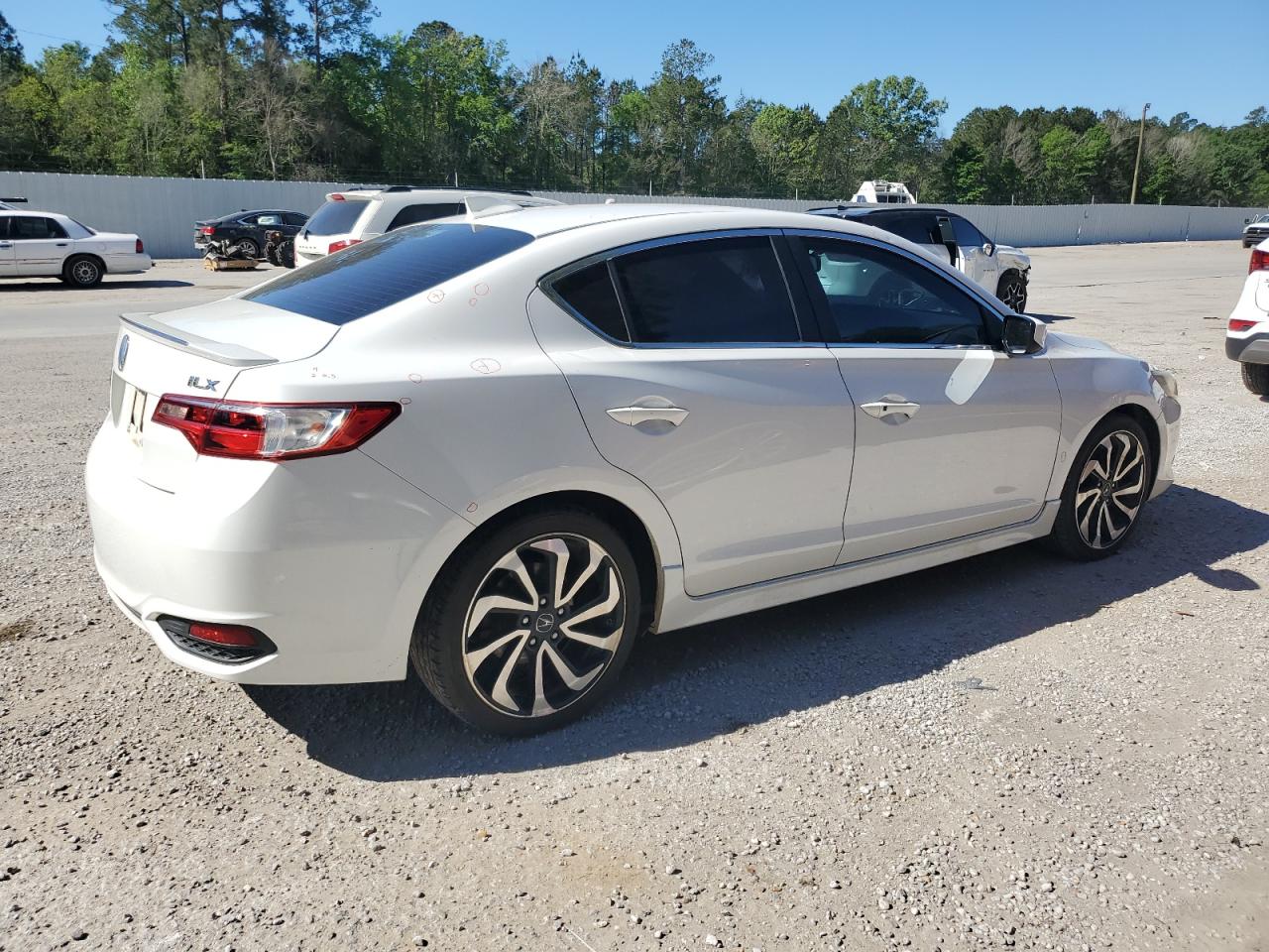 Photo 2 VIN: 19UDE2F85GA018348 - ACURA ILX 