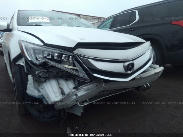 Photo 5 VIN: 19UDE2F85JA002903 - ACURA ILX 