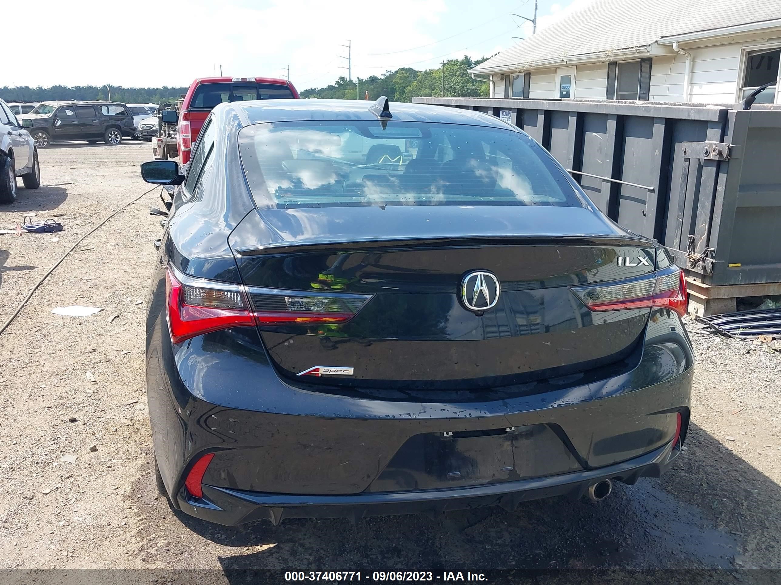 Photo 15 VIN: 19UDE2F85MA006745 - ACURA ILX 