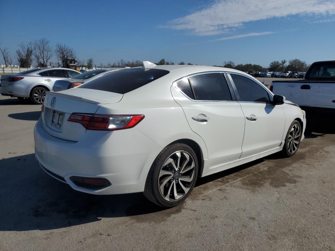 Photo 2 VIN: 19UDE2F87GA005603 - ACURA ILX 