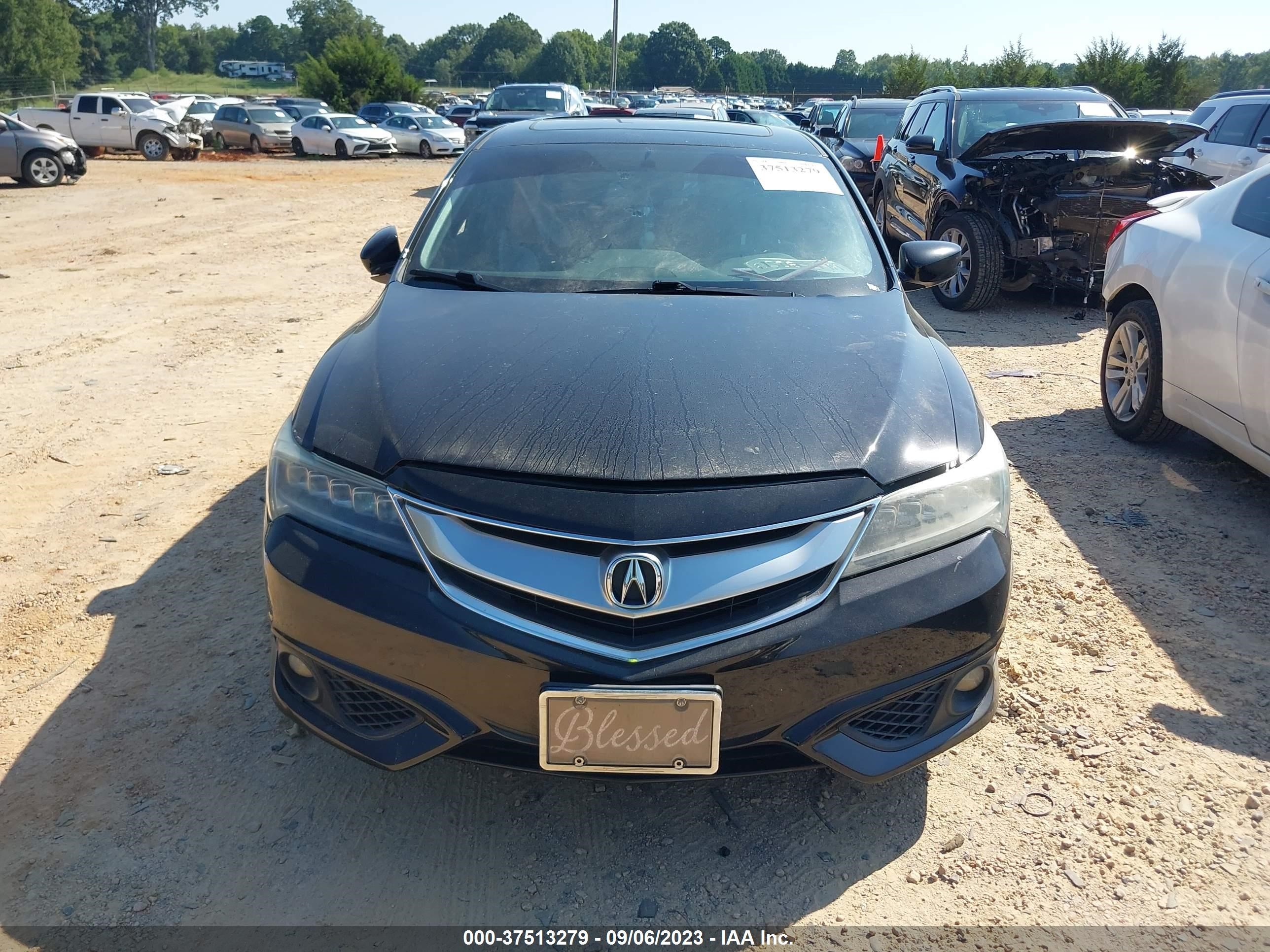 Photo 11 VIN: 19UDE2F8XHA002096 - ACURA ILX 