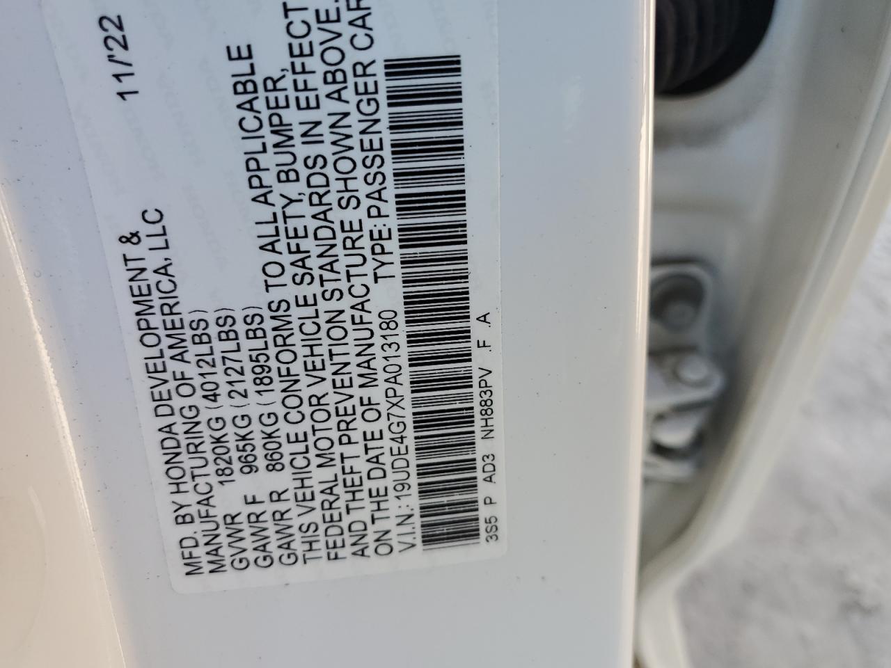 Photo 11 VIN: 19UDE4G7XPA013180 - ACURA INTEGRA 