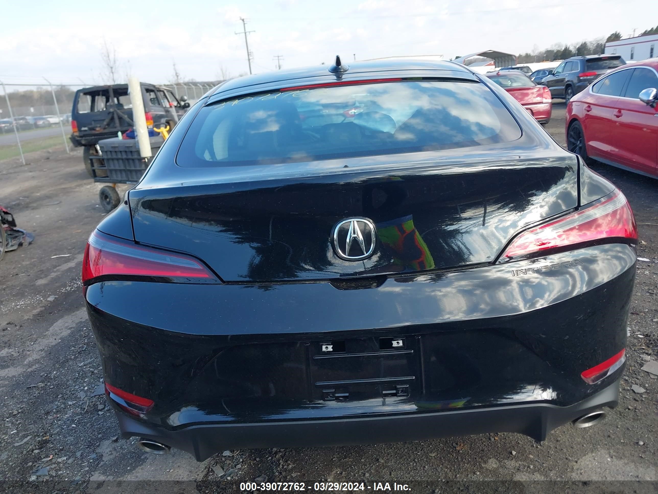 Photo 15 VIN: 19UDE4H20RA020970 - ACURA INTEGRA 