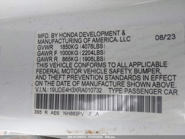 Photo 8 VIN: 19UDE4H3XRA010732 - ACURA INTEGRA 