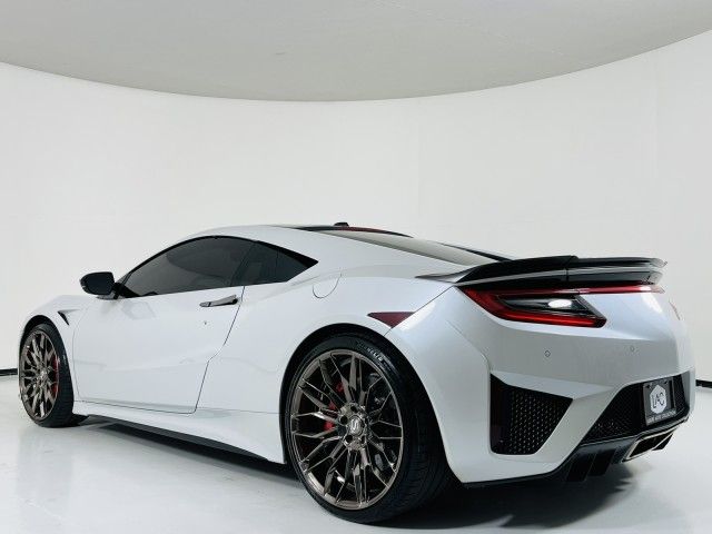 Photo 4 VIN: 19UNC1B06HY000521 - ACURA NSX 