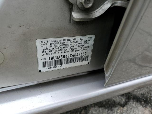 Photo 11 VIN: 19UUA5641XA047467 - ACURA 3.2TL 