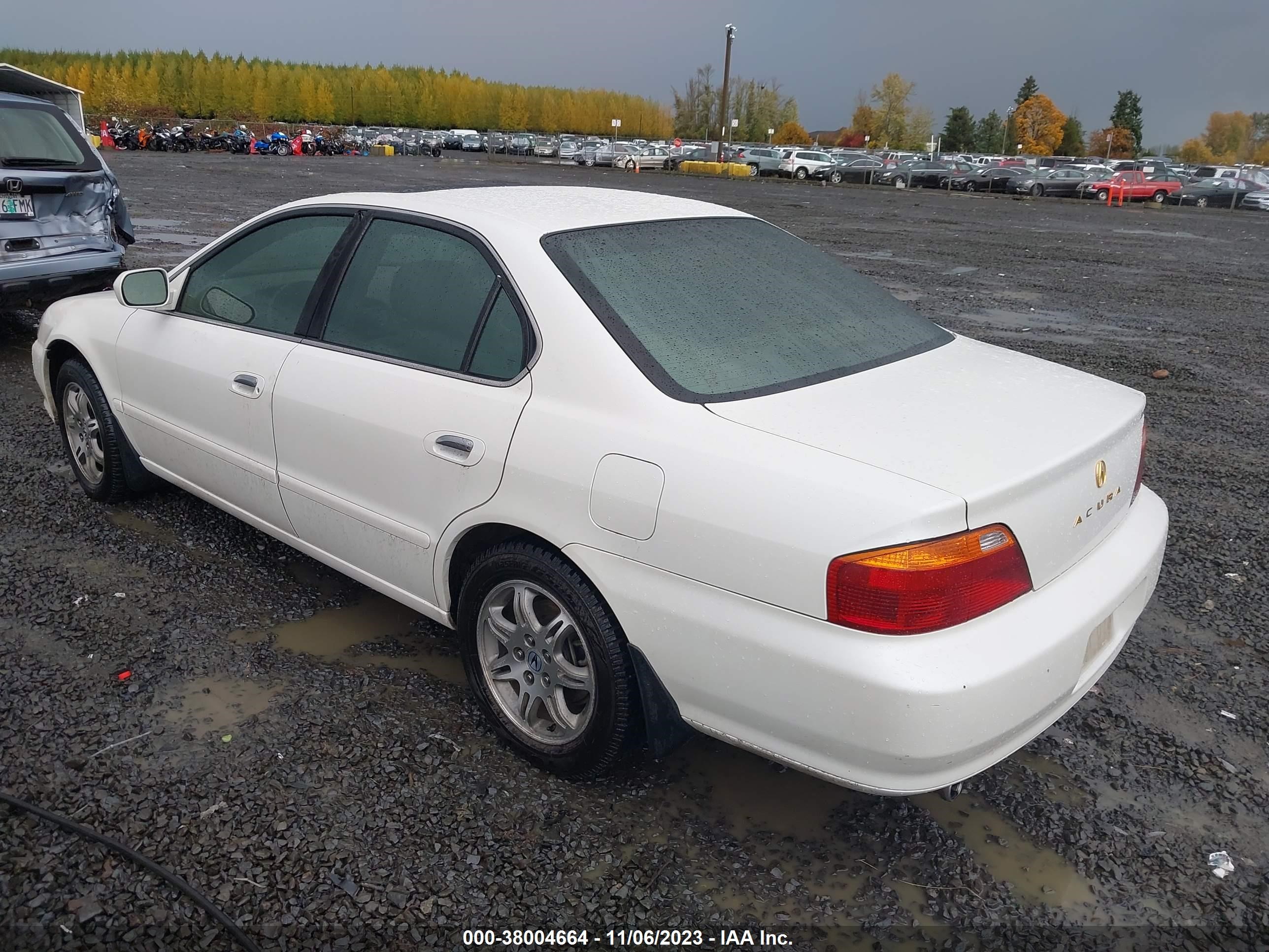 Photo 2 VIN: 19UUA5656XA033587 - ACURA TL 