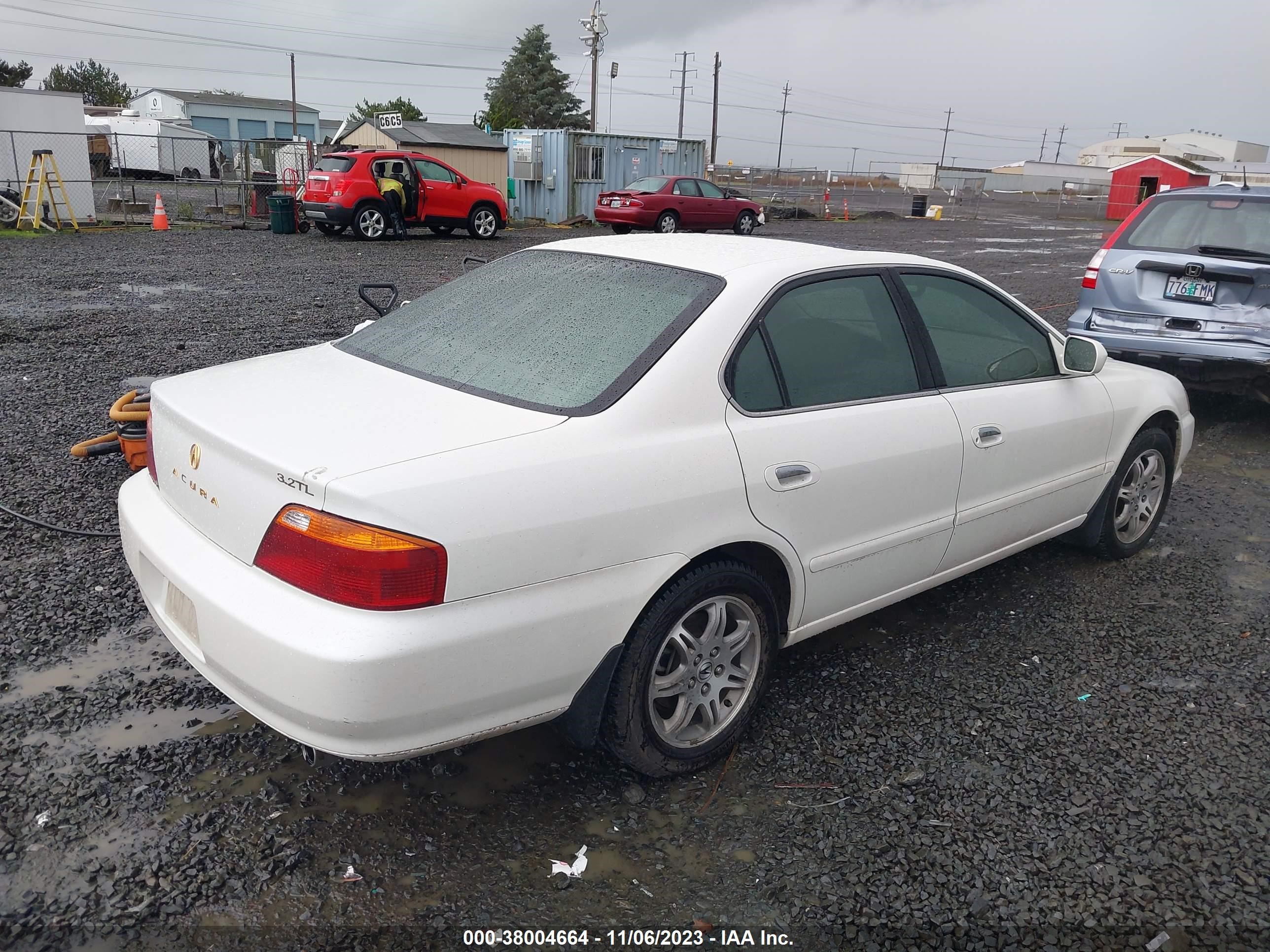 Photo 3 VIN: 19UUA5656XA033587 - ACURA TL 