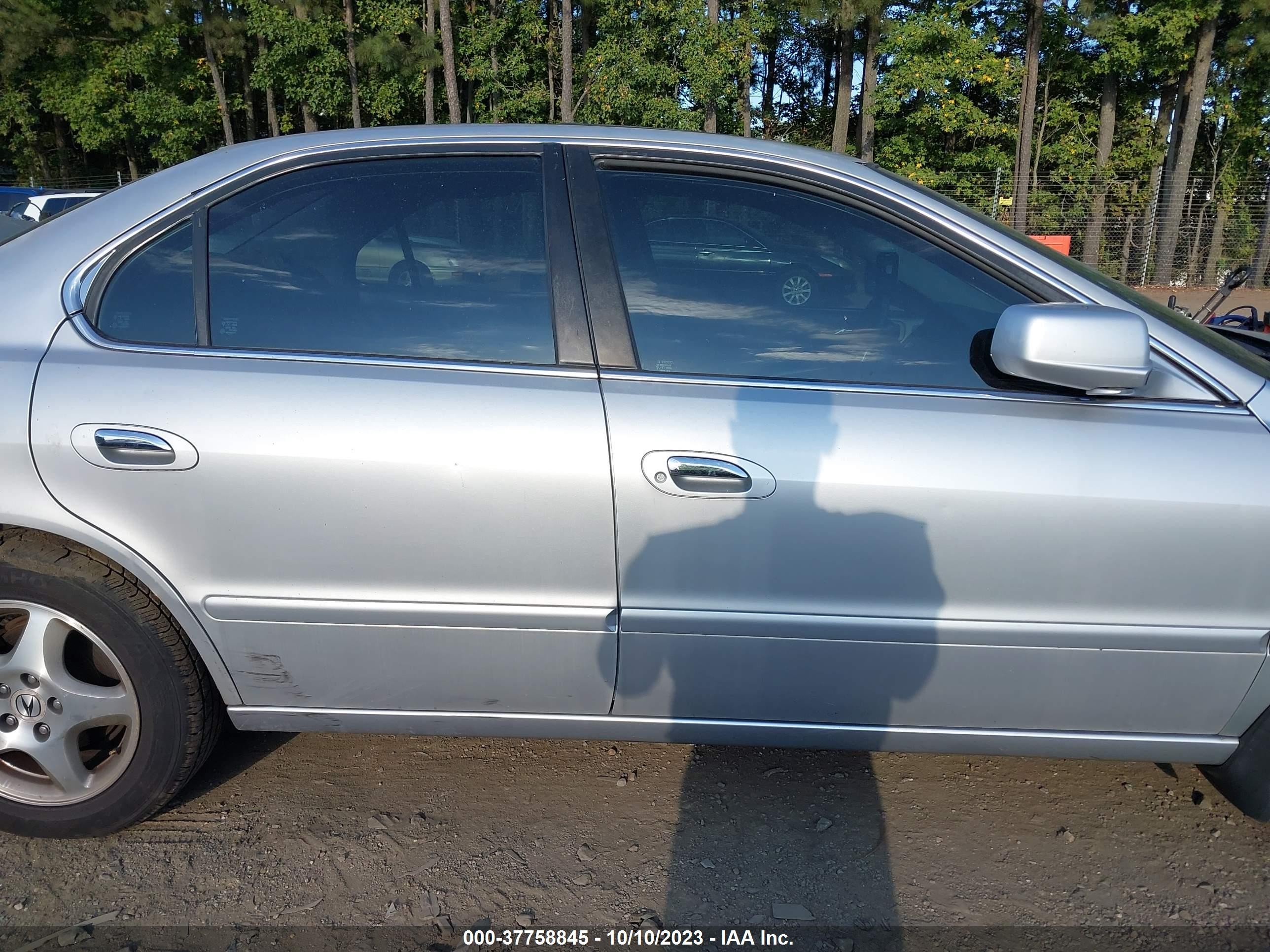 Photo 13 VIN: 19UUA56613A028008 - ACURA TL 