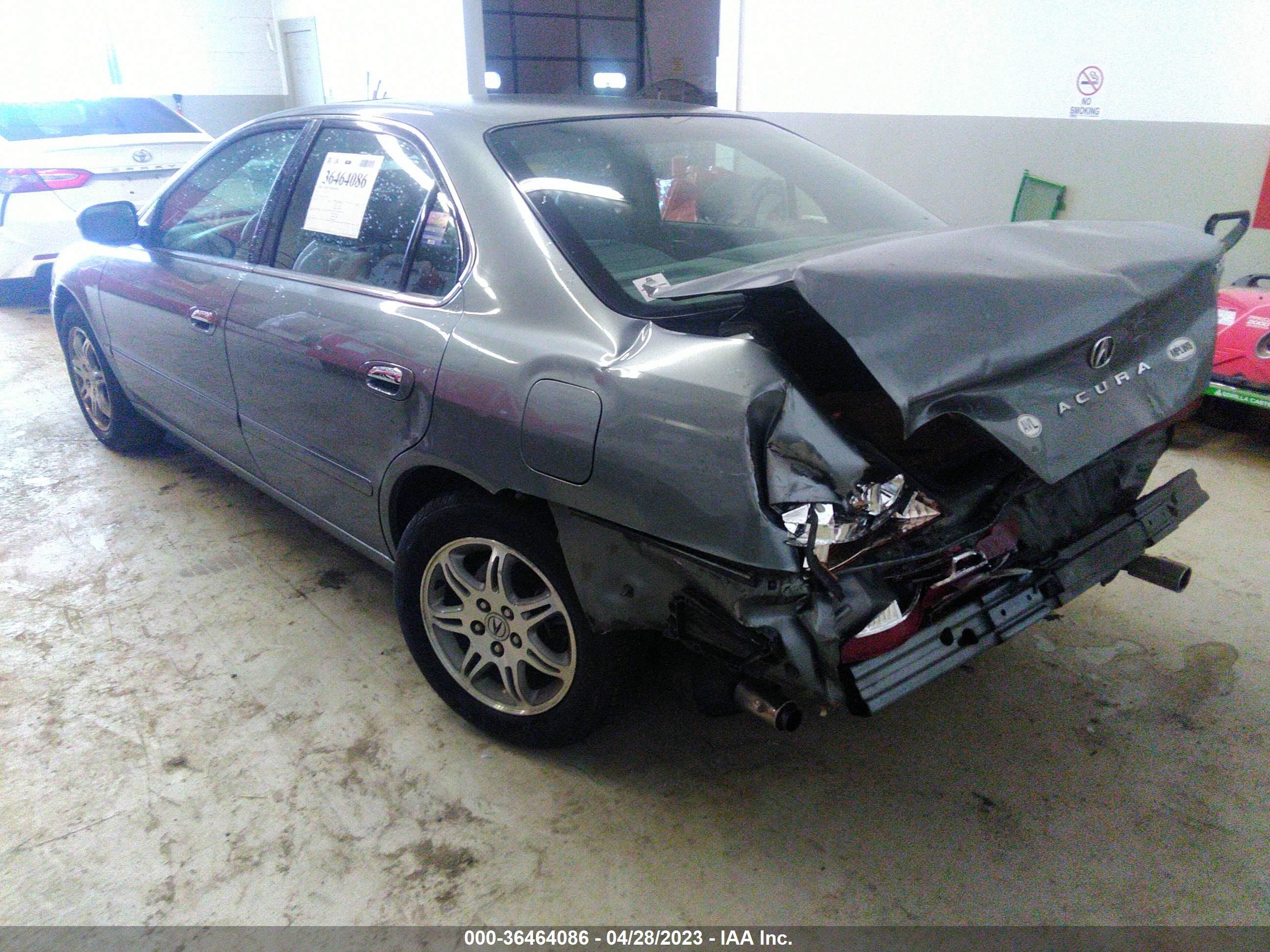 Photo 2 VIN: 19UUA56631A006749 - ACURA TL 