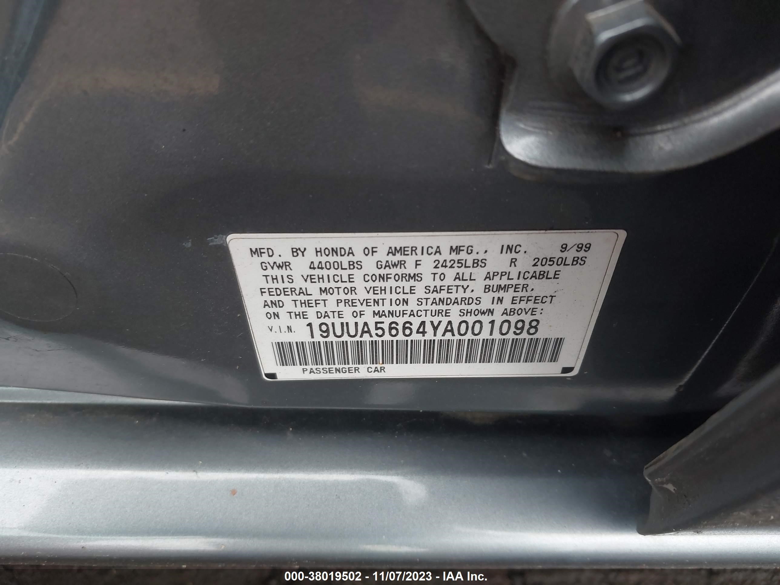 Photo 8 VIN: 19UUA5664YA001098 - ACURA TL 