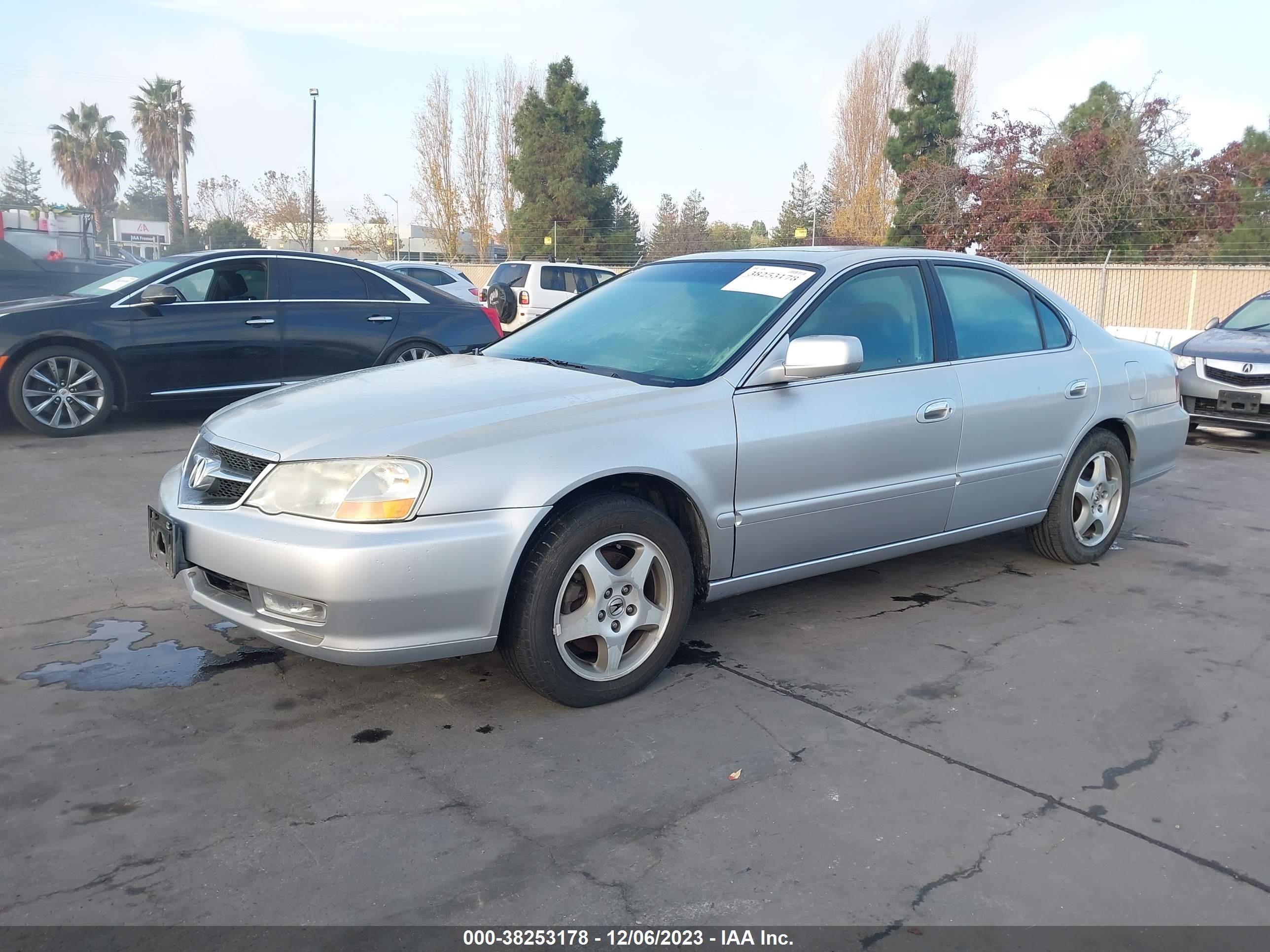 Photo 1 VIN: 19UUA56683A018740 - ACURA TL 