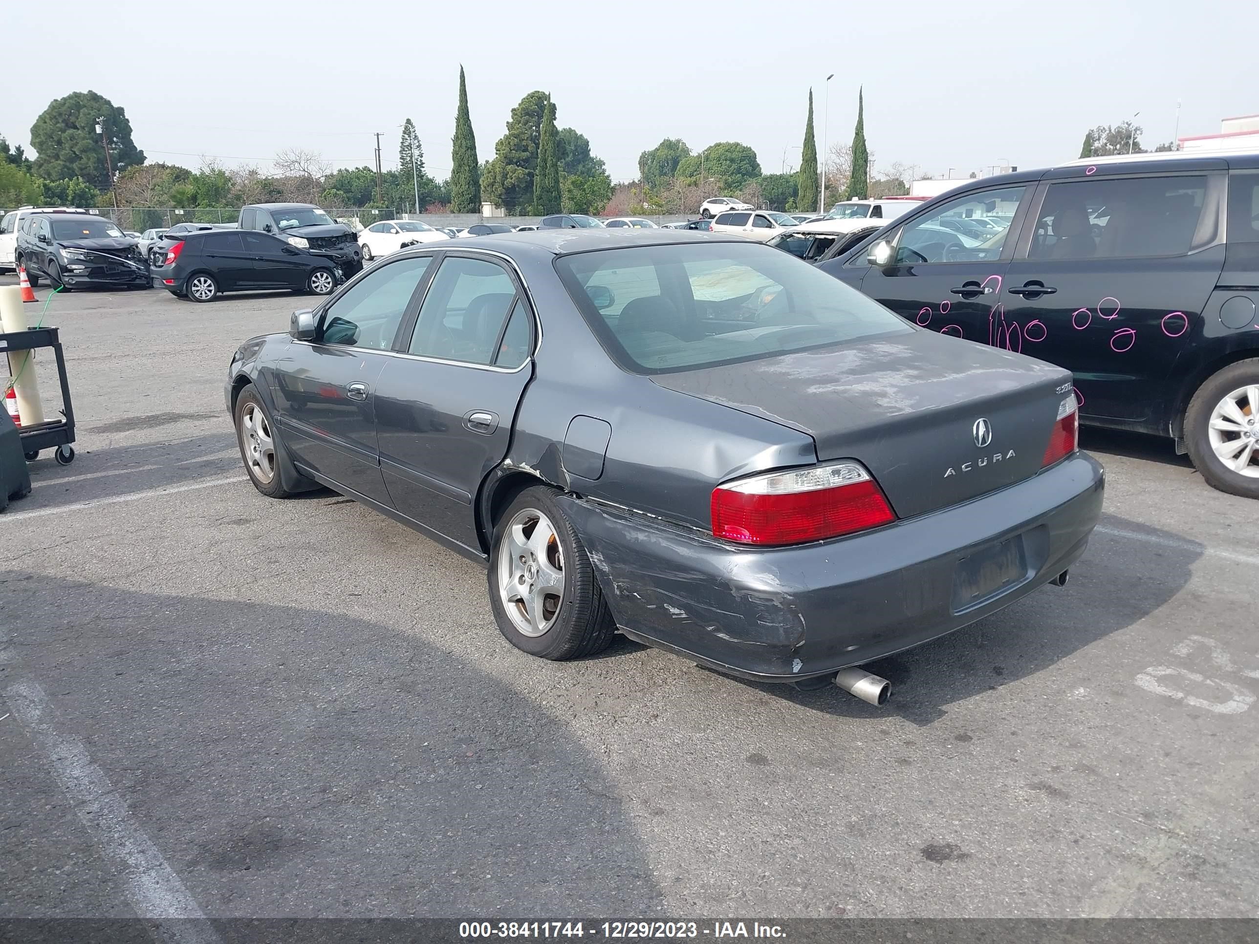 Photo 2 VIN: 19UUA56683A027812 - ACURA TL 