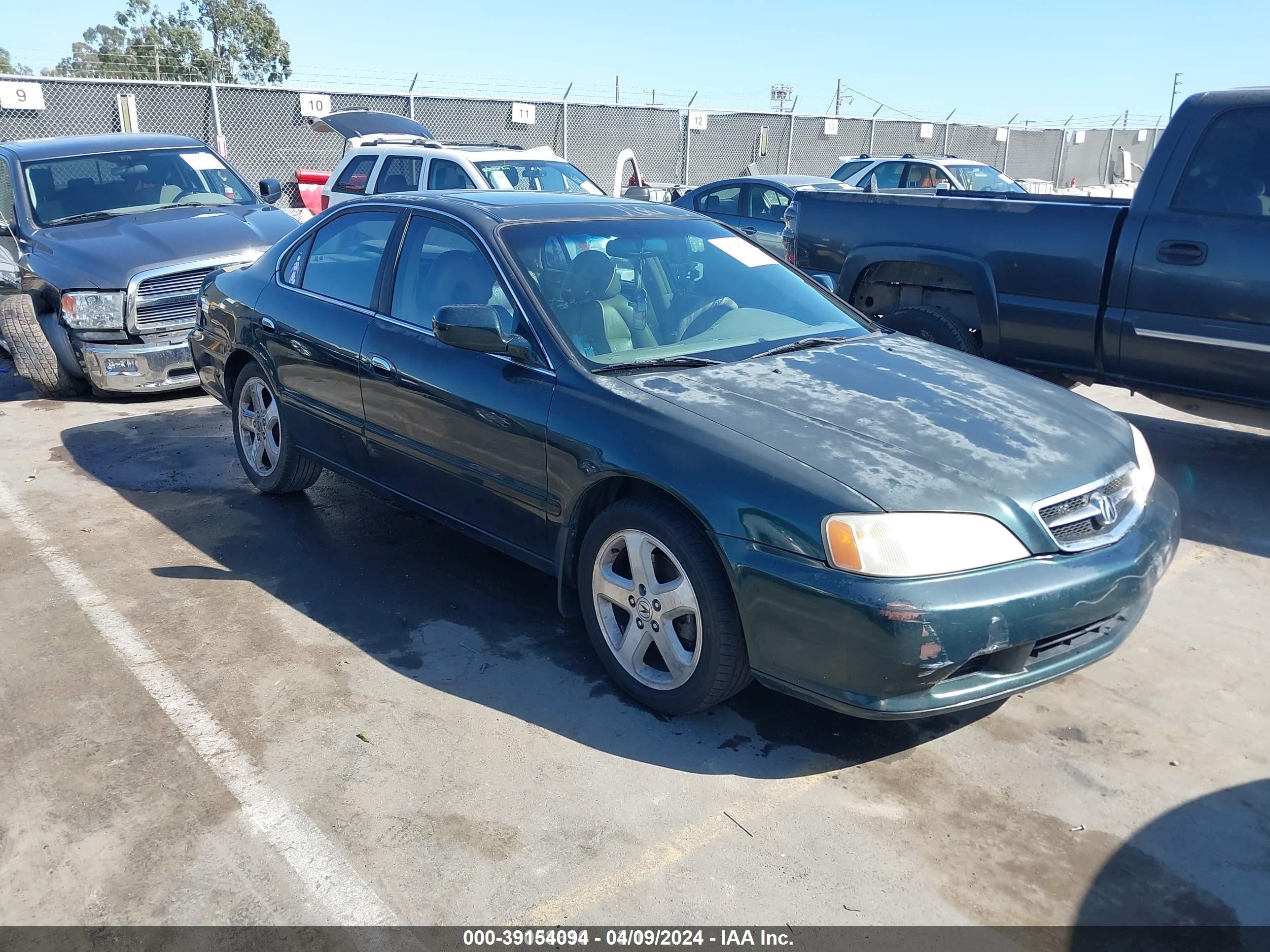 Photo 1 VIN: 19UUA5675YA003743 - ACURA TL 