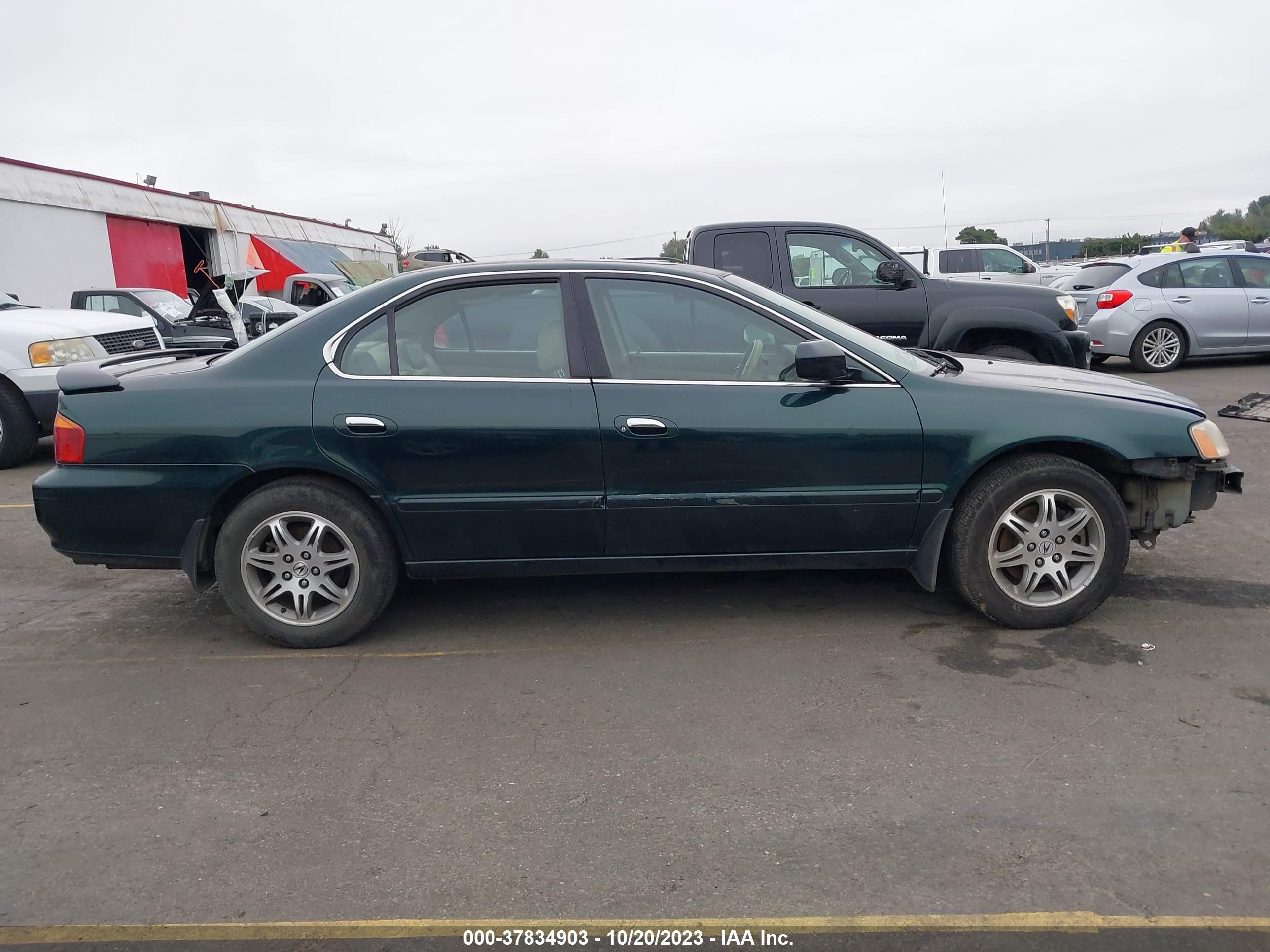 Photo 11 VIN: 19UUA5676YA037450 - ACURA TL 