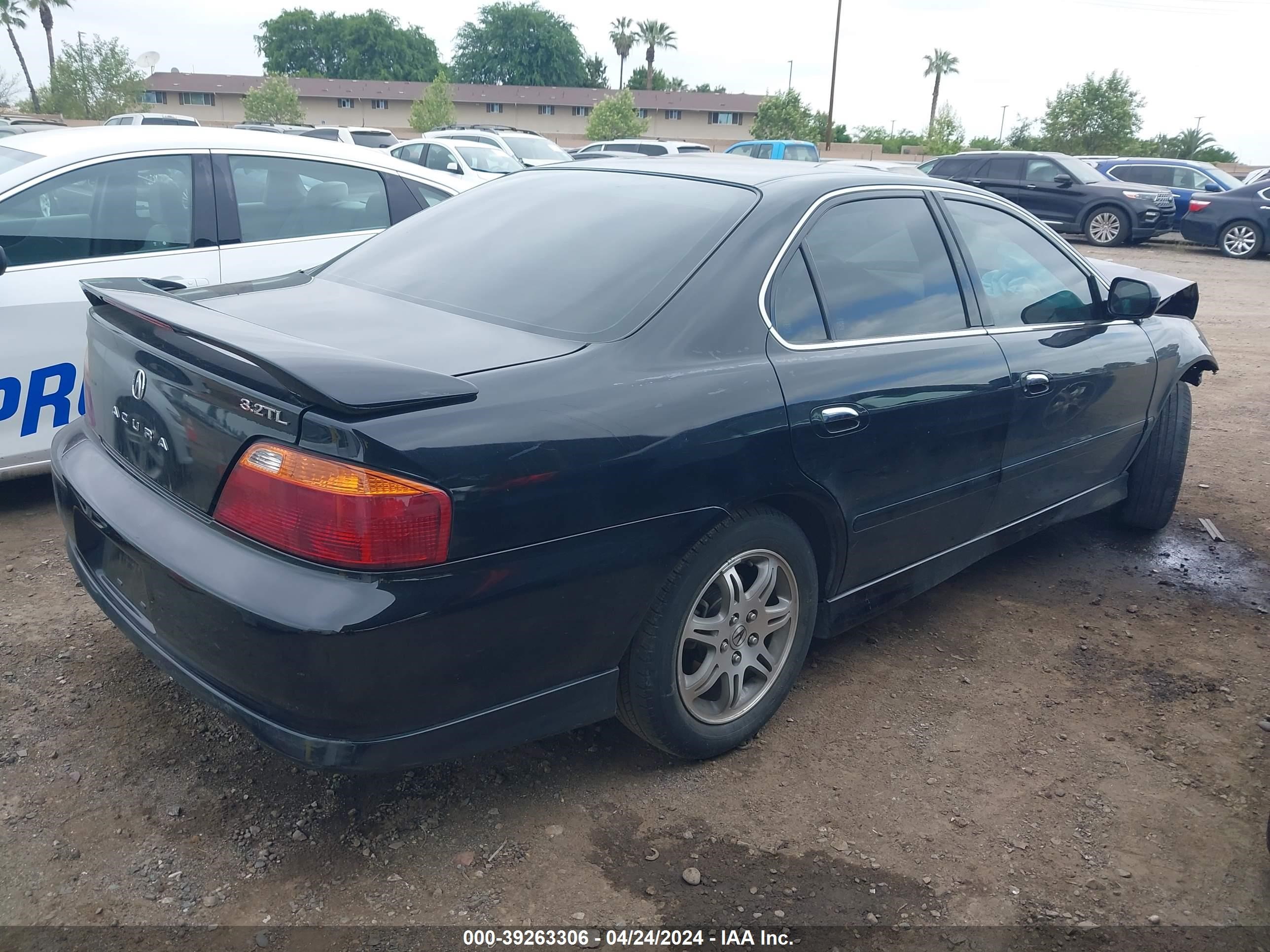 Photo 3 VIN: 19UUA5678YA021301 - ACURA TL 