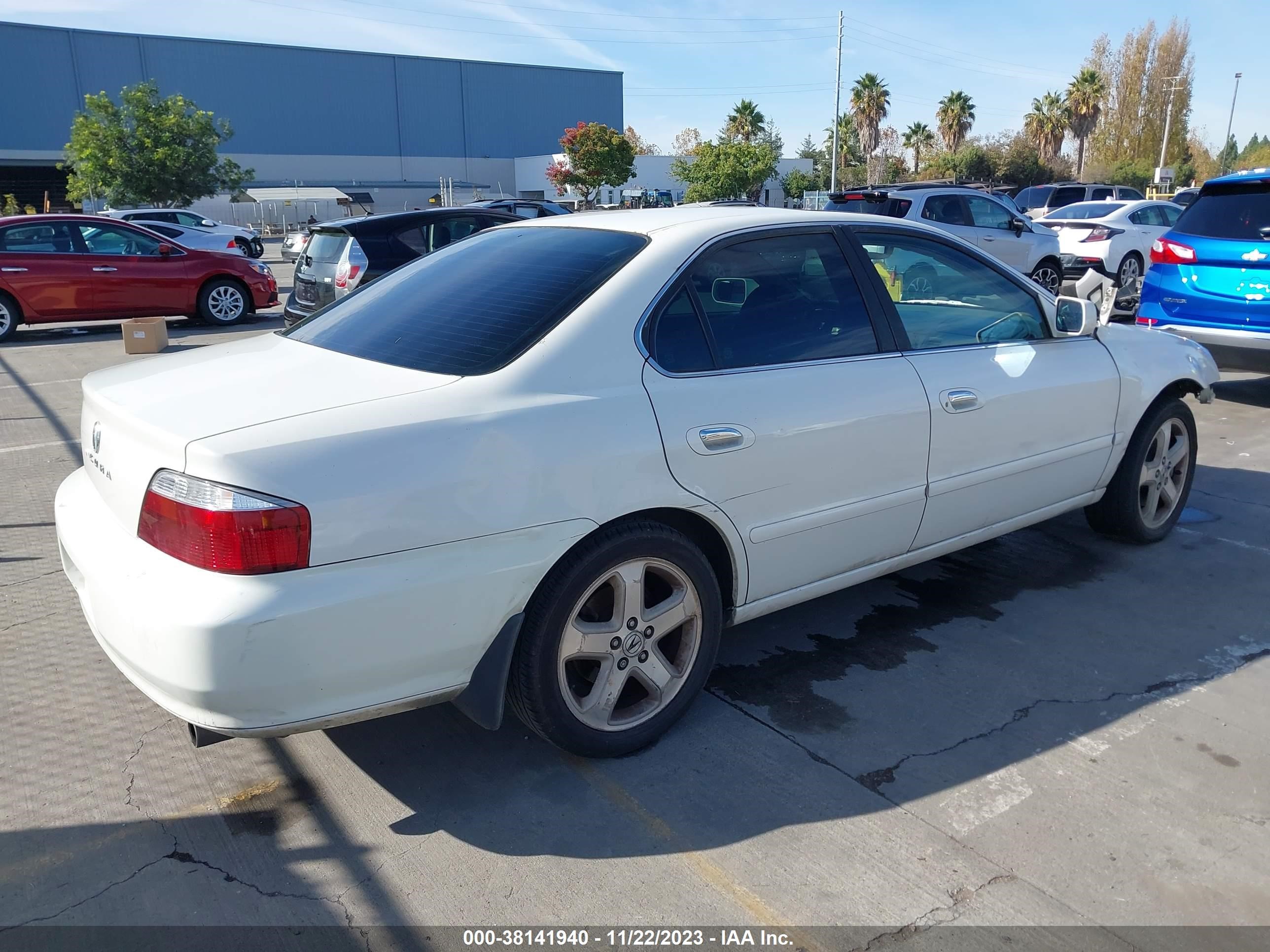 Photo 3 VIN: 19UUA56812A018482 - ACURA TL 