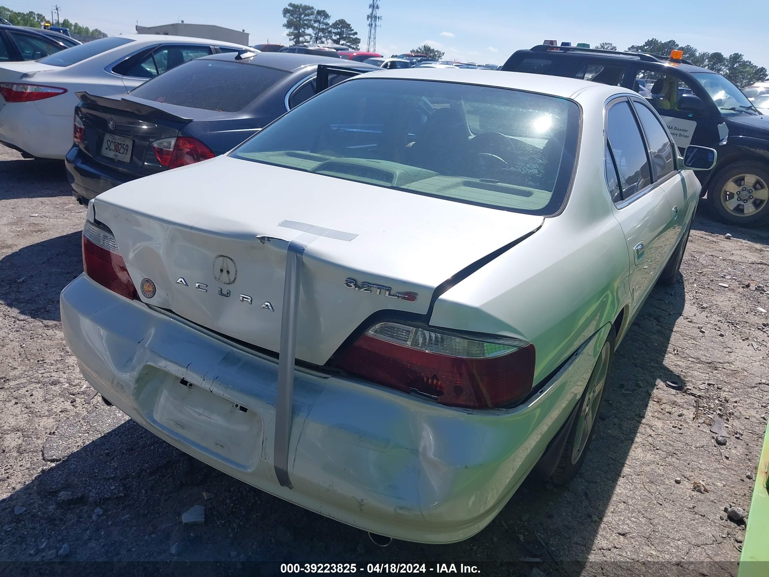 Photo 3 VIN: 19UUA56862A011950 - ACURA TL 