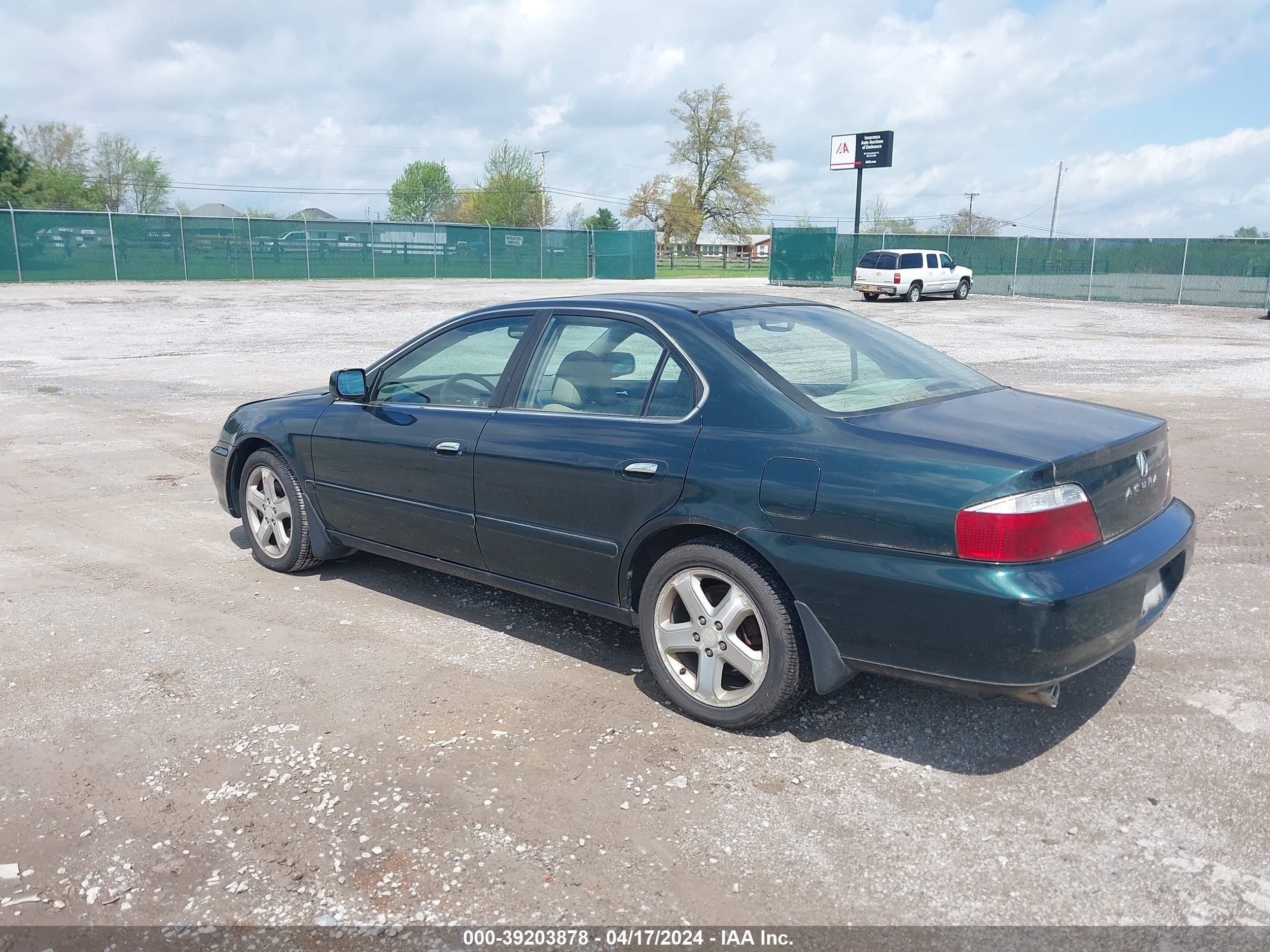 Photo 2 VIN: 19UUA56972A012923 - ACURA TL 