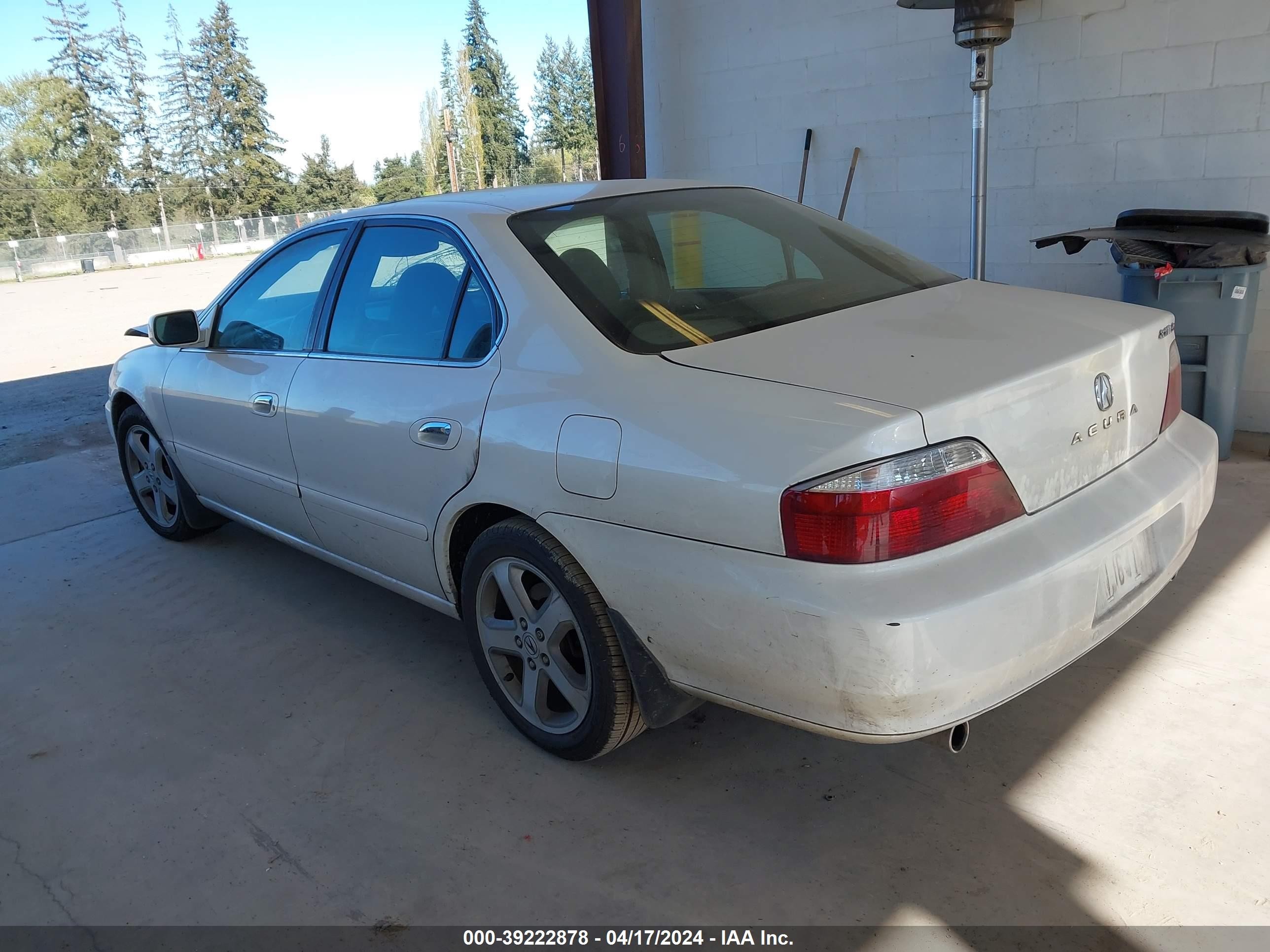 Photo 2 VIN: 19UUA569X2A032261 - ACURA TL 