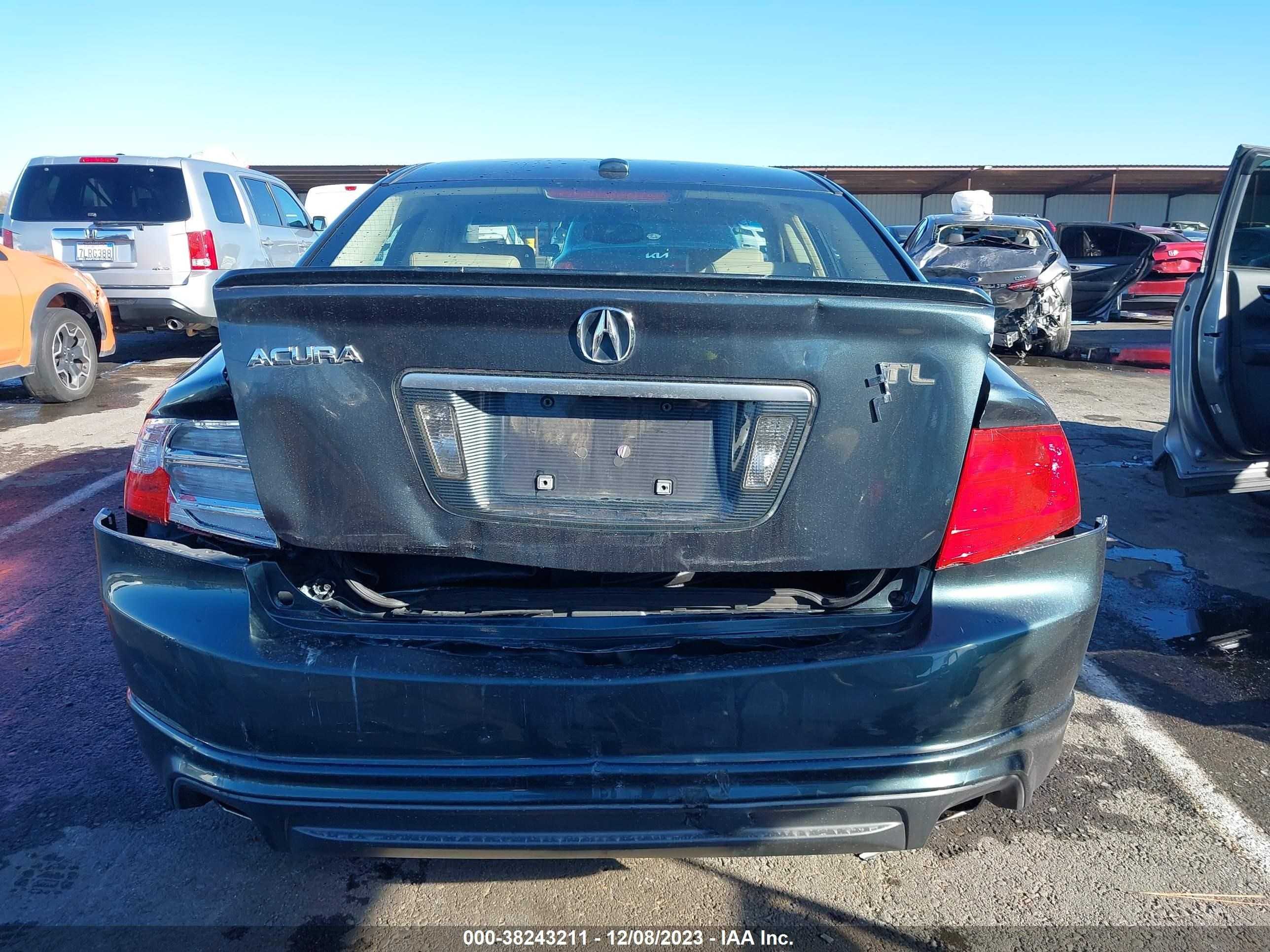 Photo 15 VIN: 19UUA66205A003879 - ACURA TL 