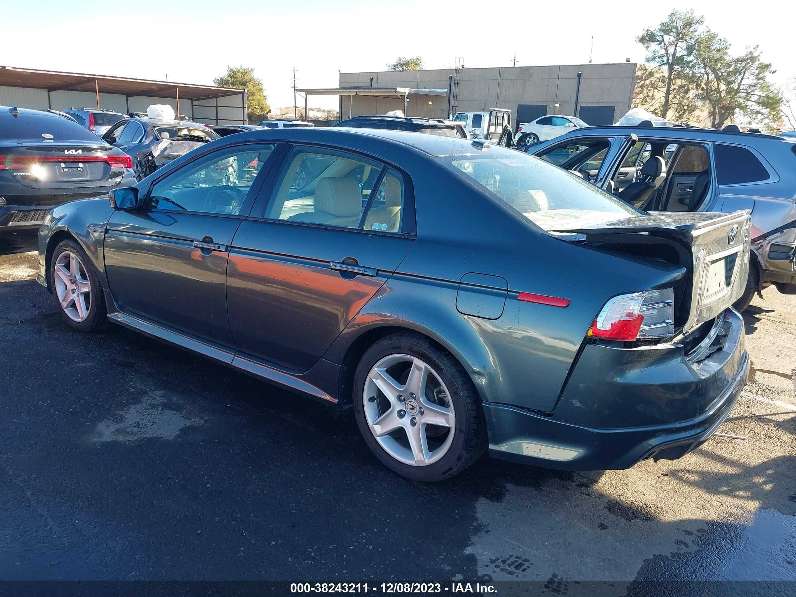 Photo 2 VIN: 19UUA66205A003879 - ACURA TL 