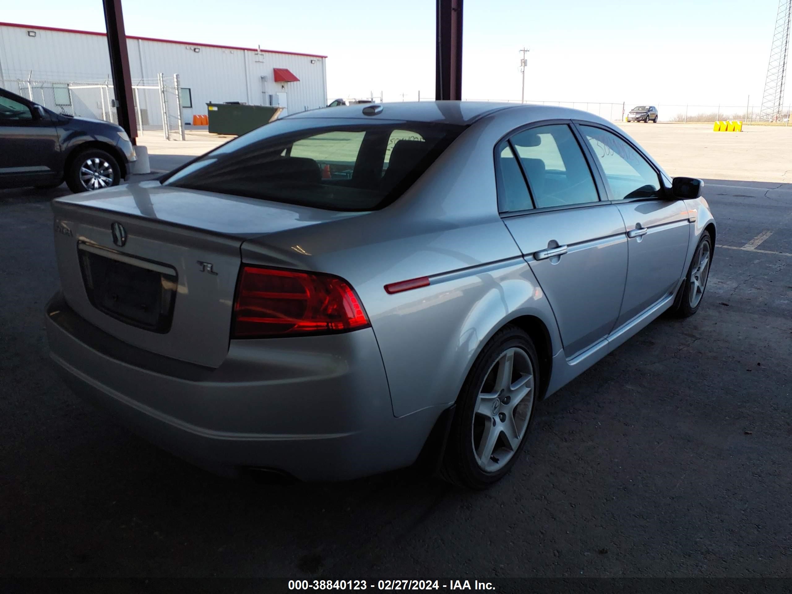 Photo 3 VIN: 19UUA66205A073852 - ACURA TL 