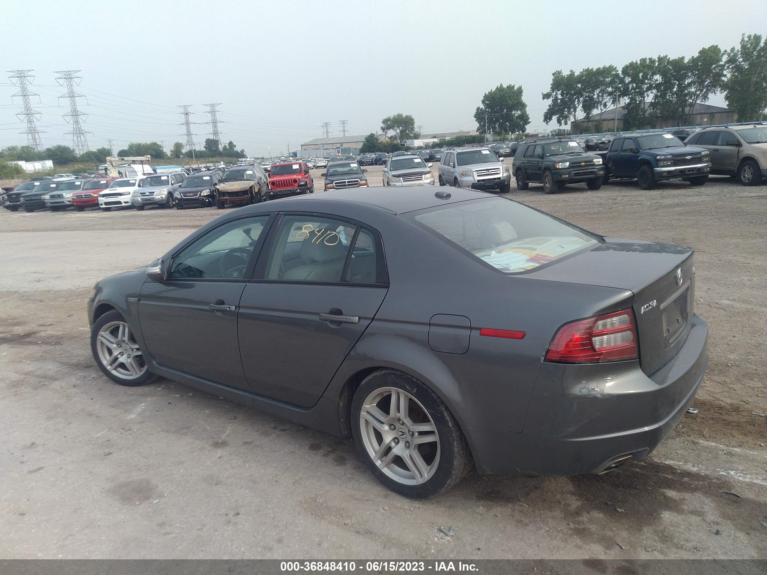 Photo 2 VIN: 19UUA66208A007015 - ACURA TL 